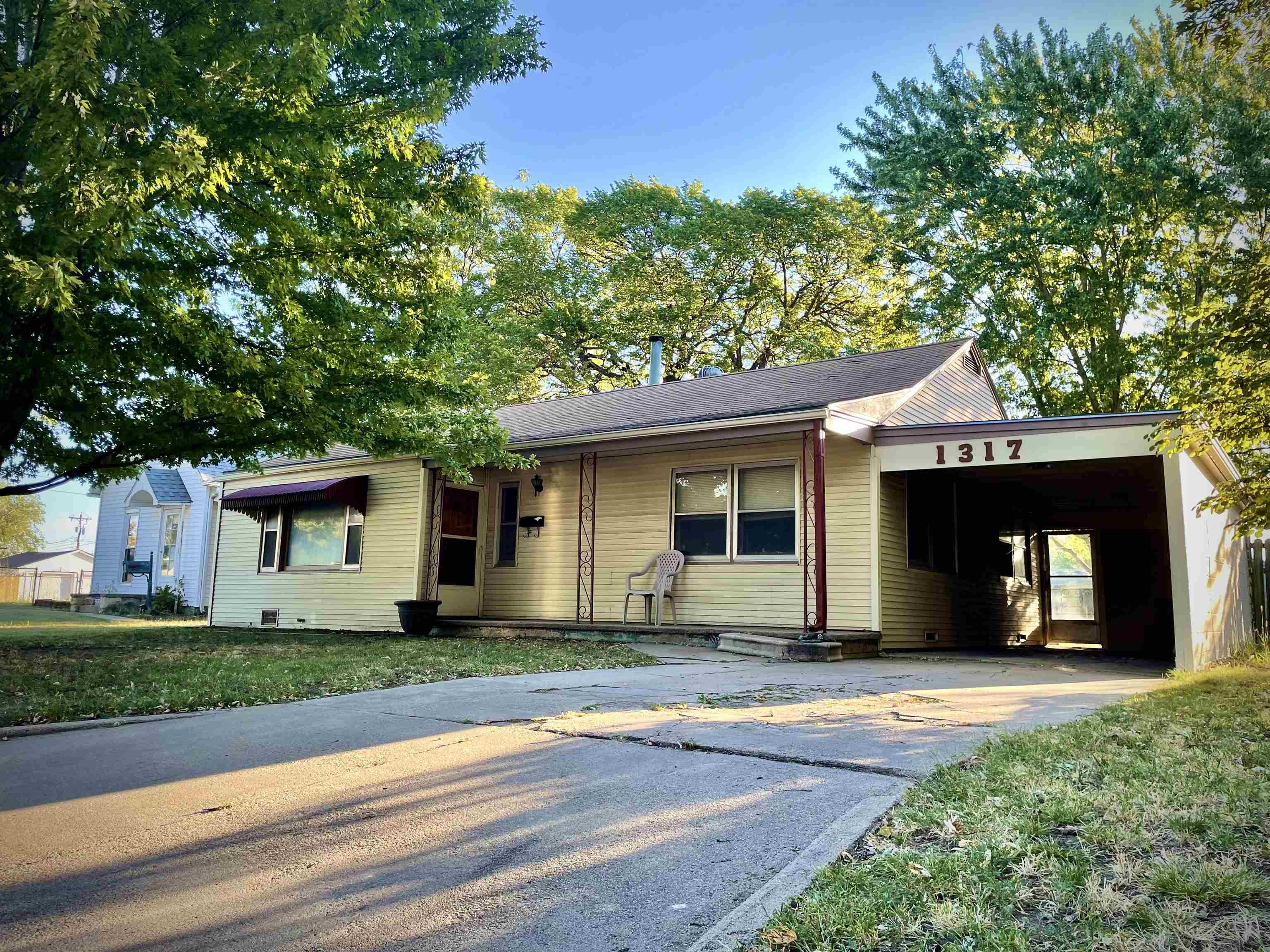 Photo of 1317 N B St in Wellington, KS