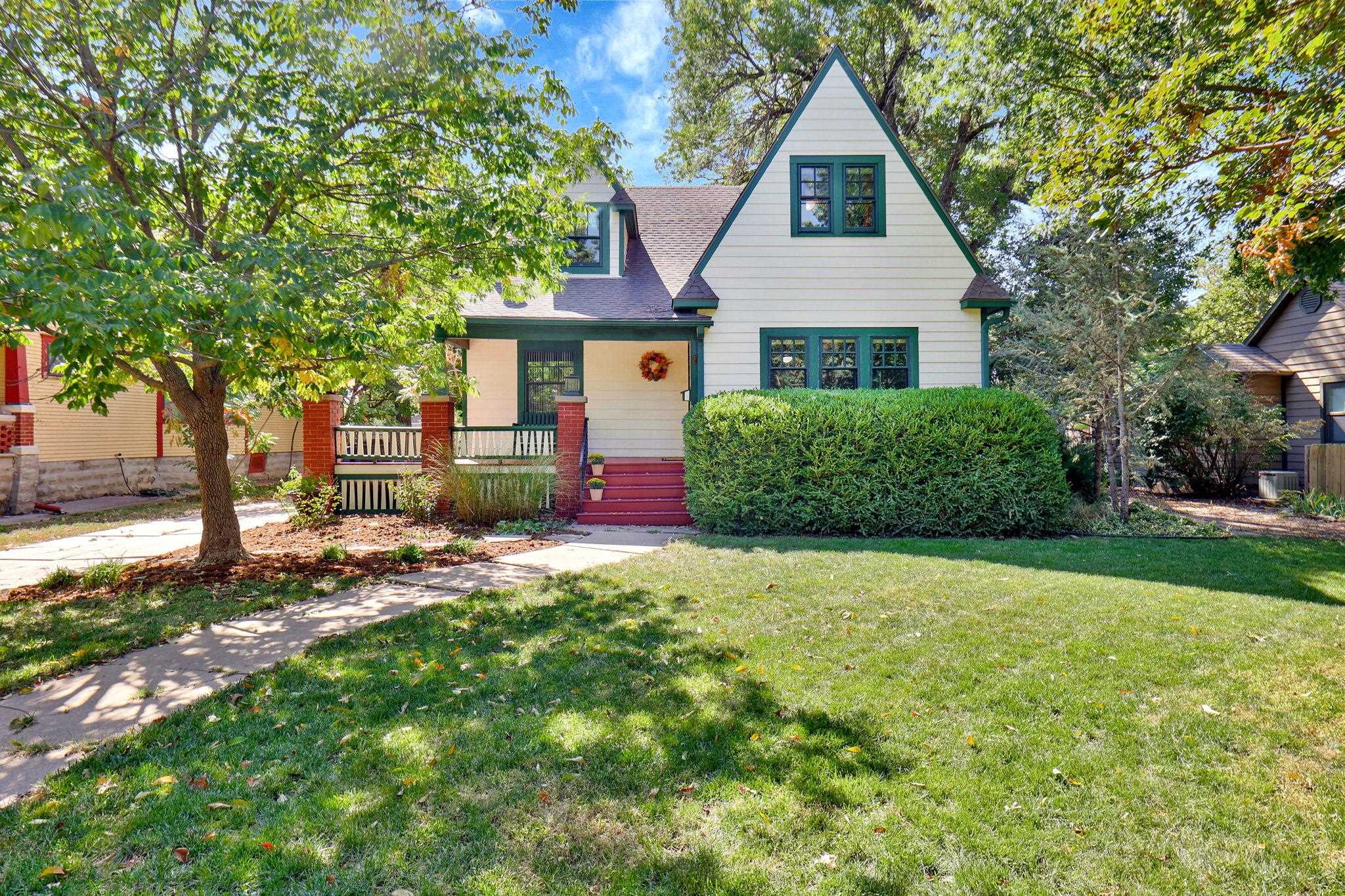 Photo of 331 E 3rd St in Newton, KS