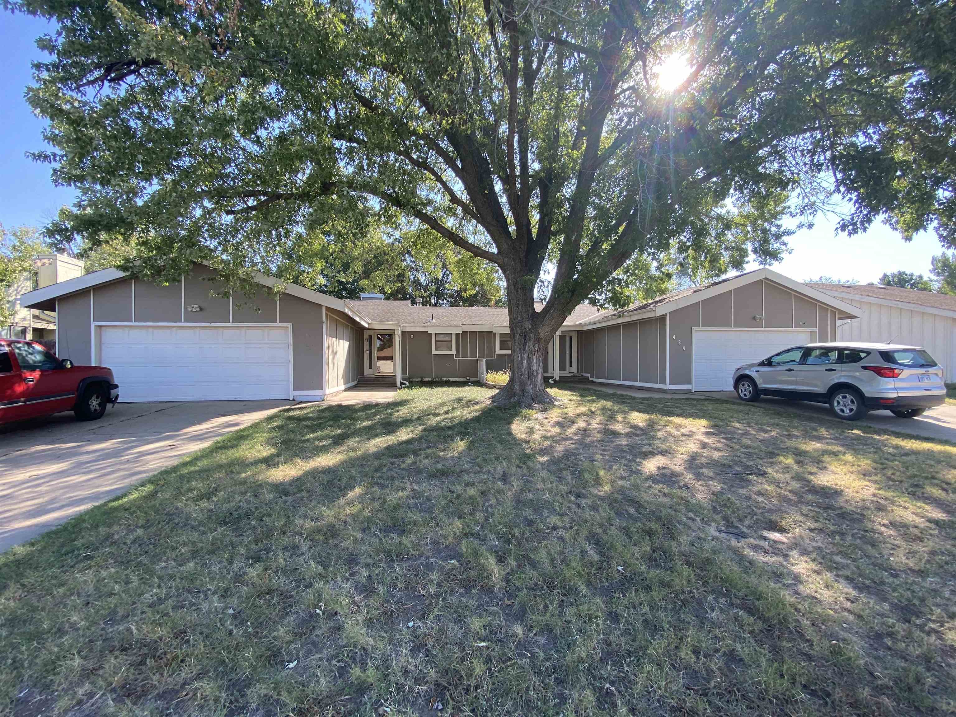 Photo of 432 S Robin Rd 434 S Robin Rd in Wichita, KS