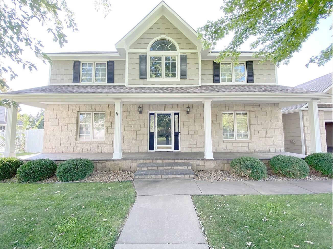 Photo of 4129 Charleston St in Hutchinson, KS