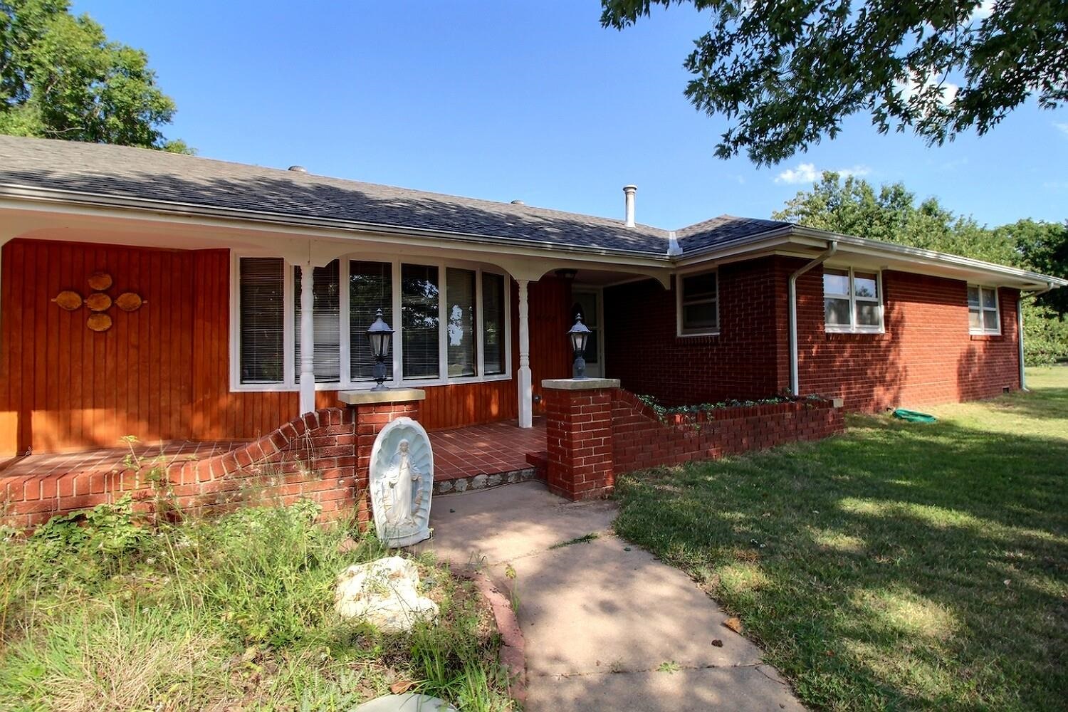 Photo of 4800 N Armstrong St in Wichita, KS