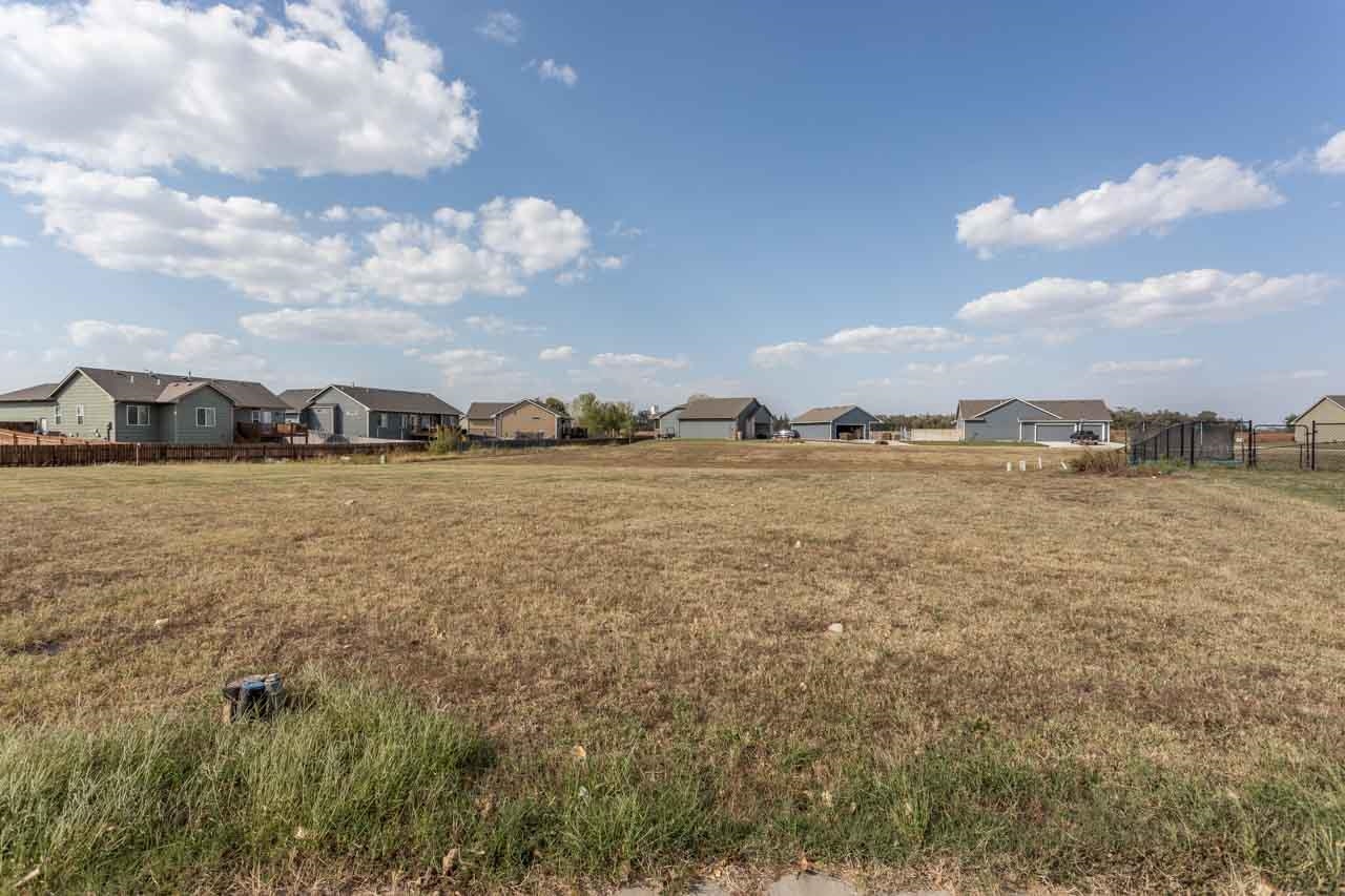 Photo of 3 Wrangler in Clearwater, KS