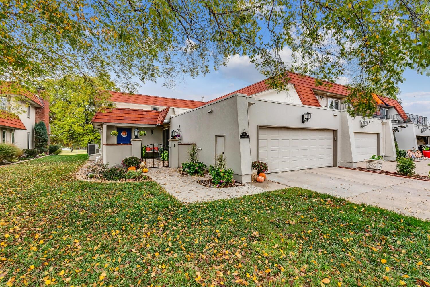Photo of 57 E Via Verde in Wichita, KS