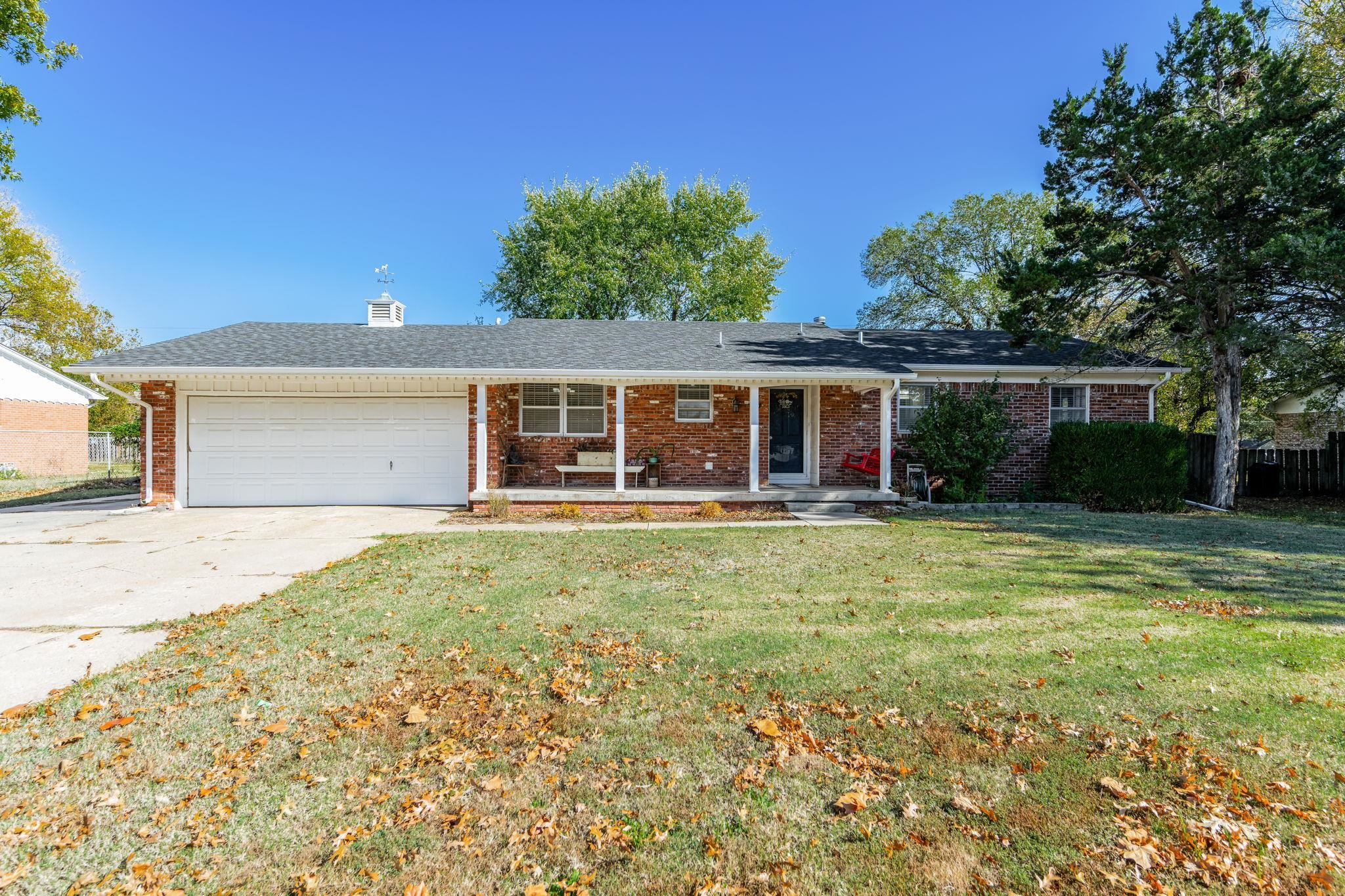 Photo of 4840 N Harding St in Bel Aire, KS