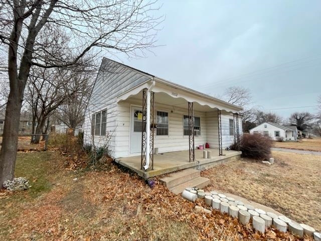 Photo of 1002 N Old Manor Rd in Wichita, KS