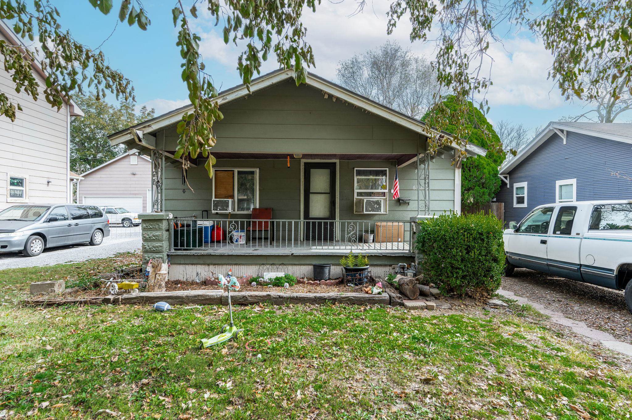 Photo of 638 S Glenn St in Wichita, KS