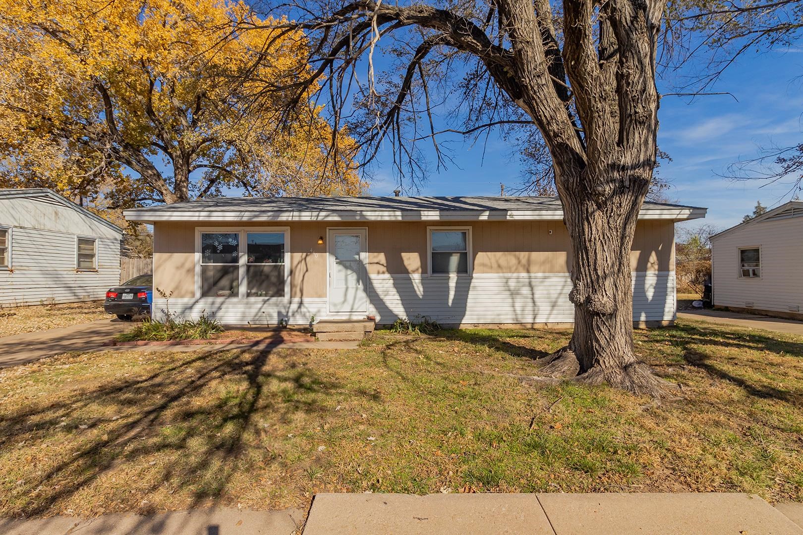 Photo of 440 W 7th St in Haysville, KS