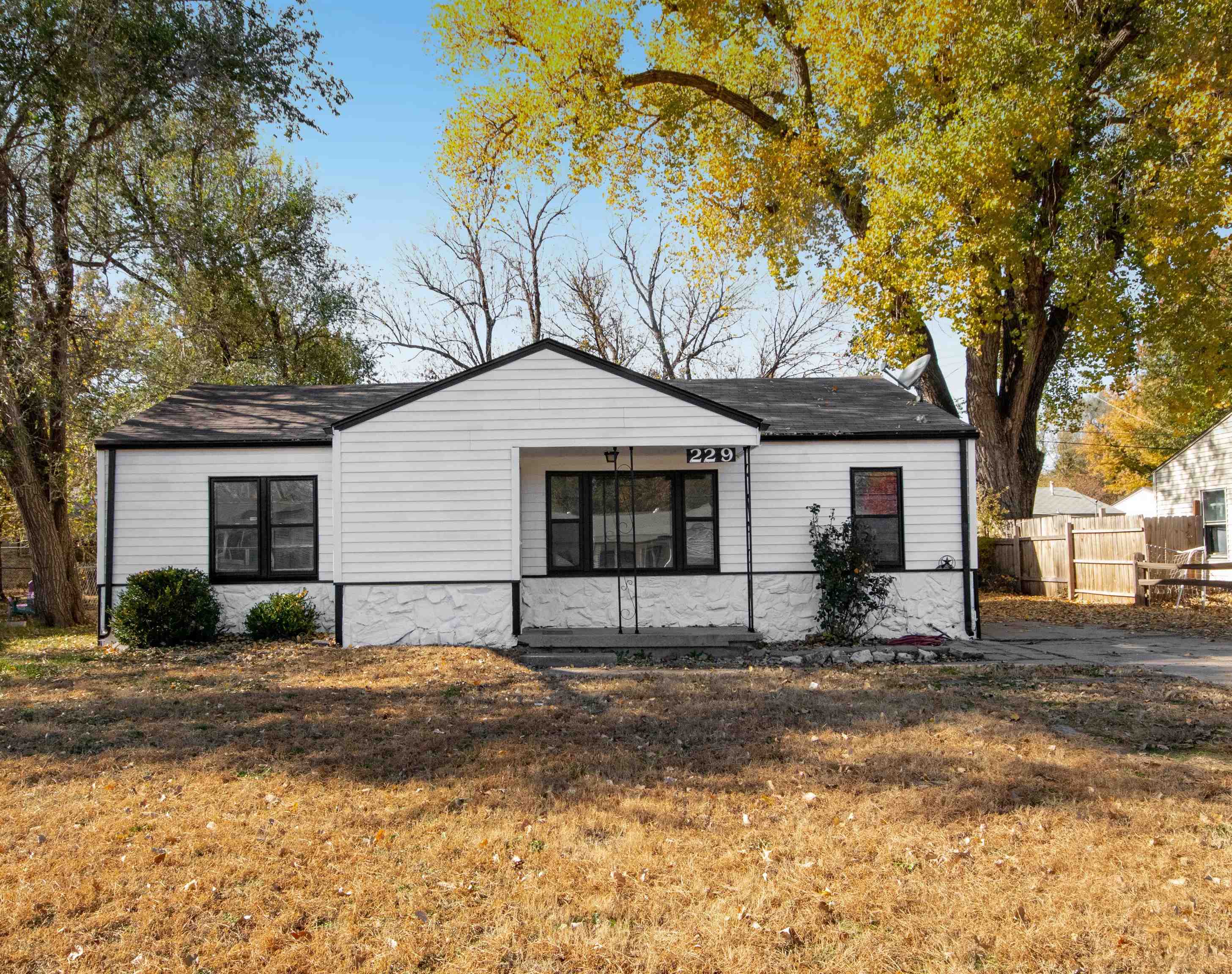 This newly renovated home is ready for your family! Within this 3 bedroom, 1 bath home, you get to e