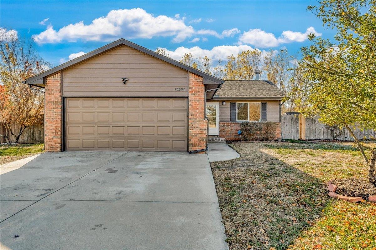 Photo of 13607 W Kiwi St in Wichita, KS