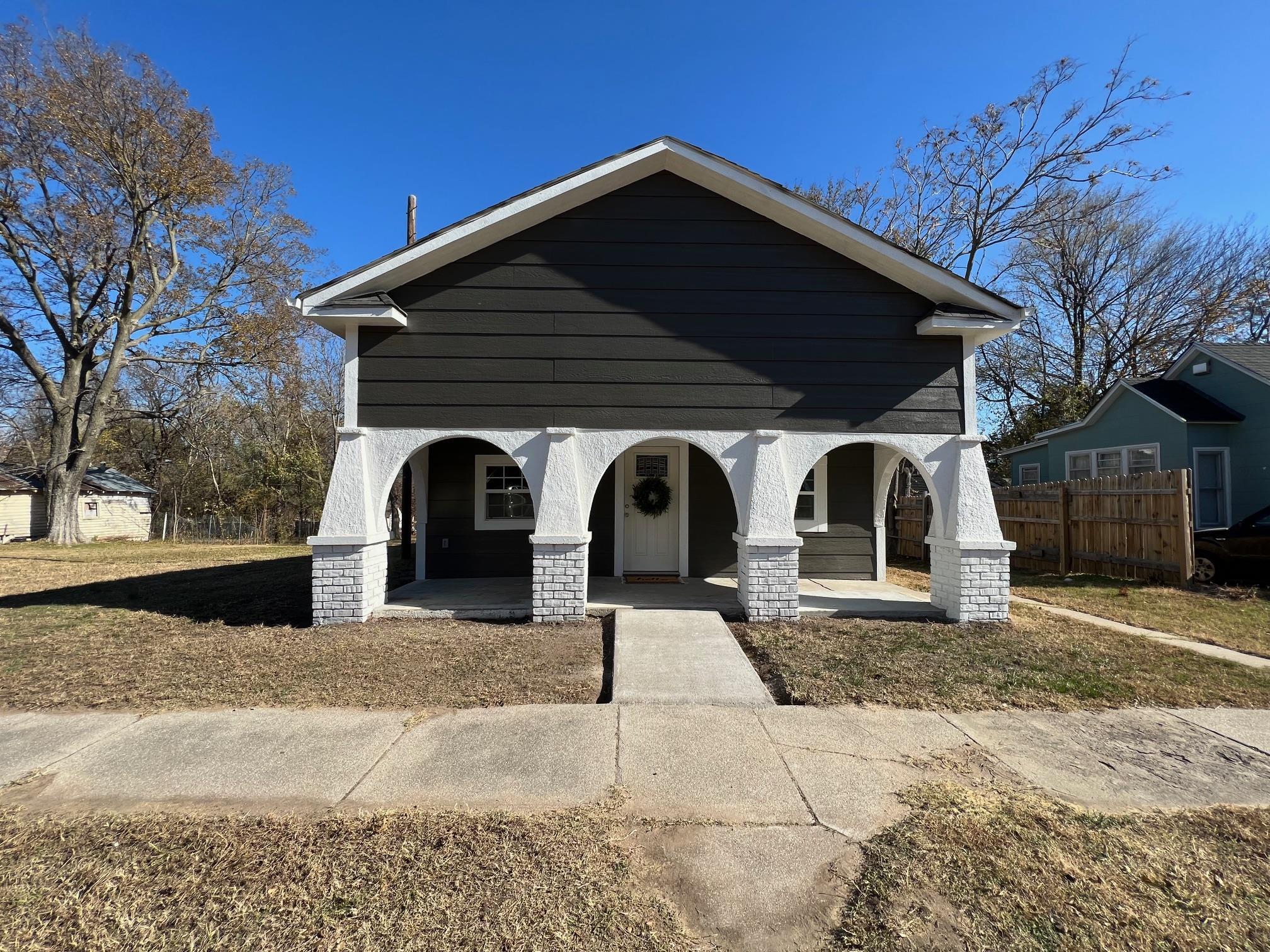 Photo of 306 N C St in Arkansas City, KS