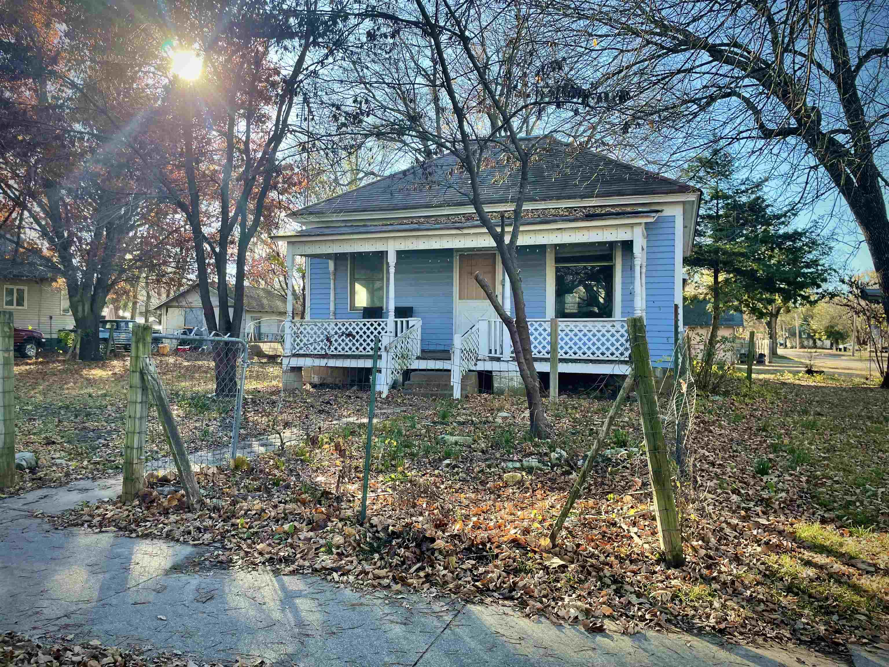 Photo of 321 W 14th Ave in Winfield, KS