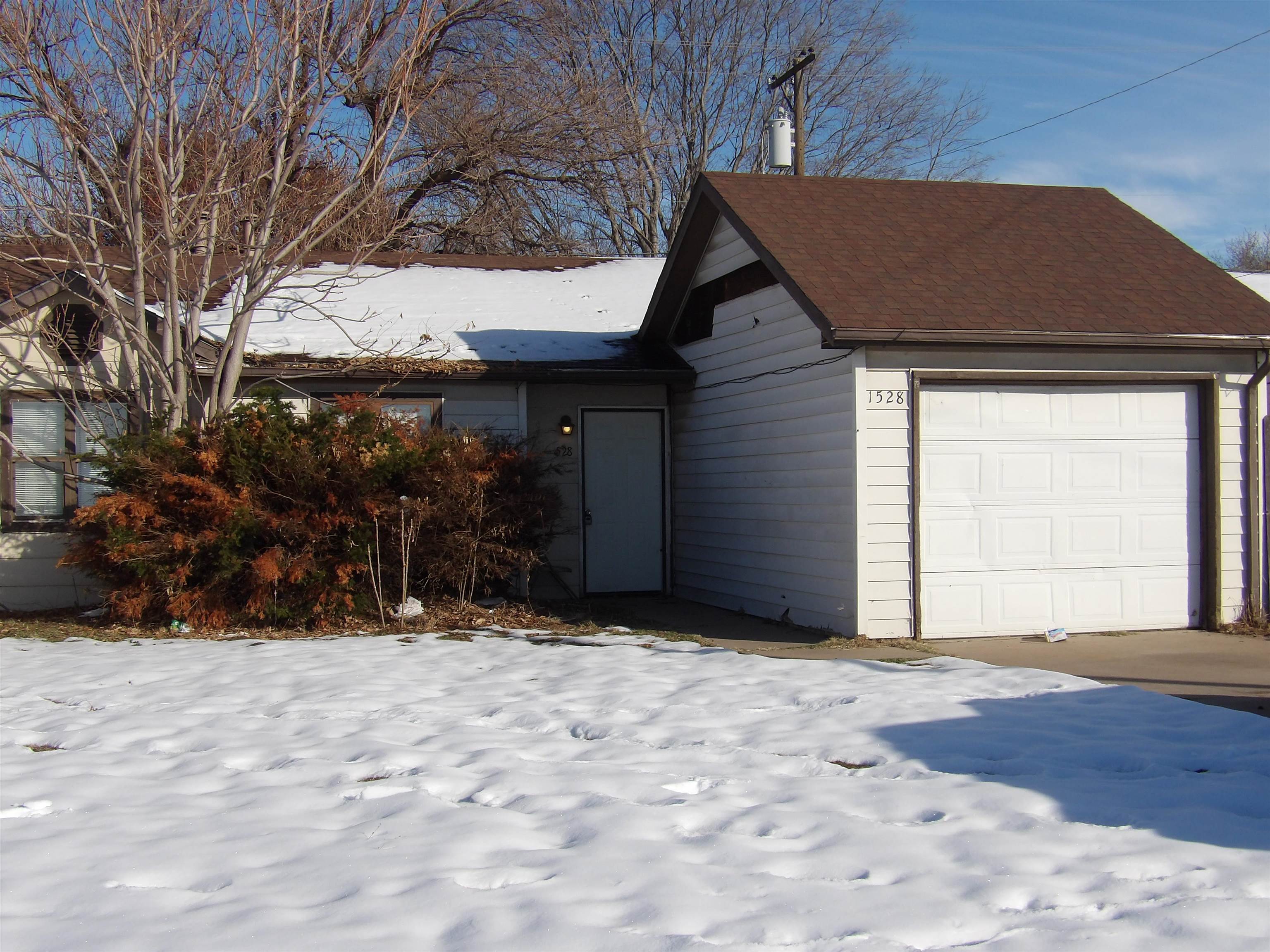 Photo of 1528 E Galena in Wichita, KS