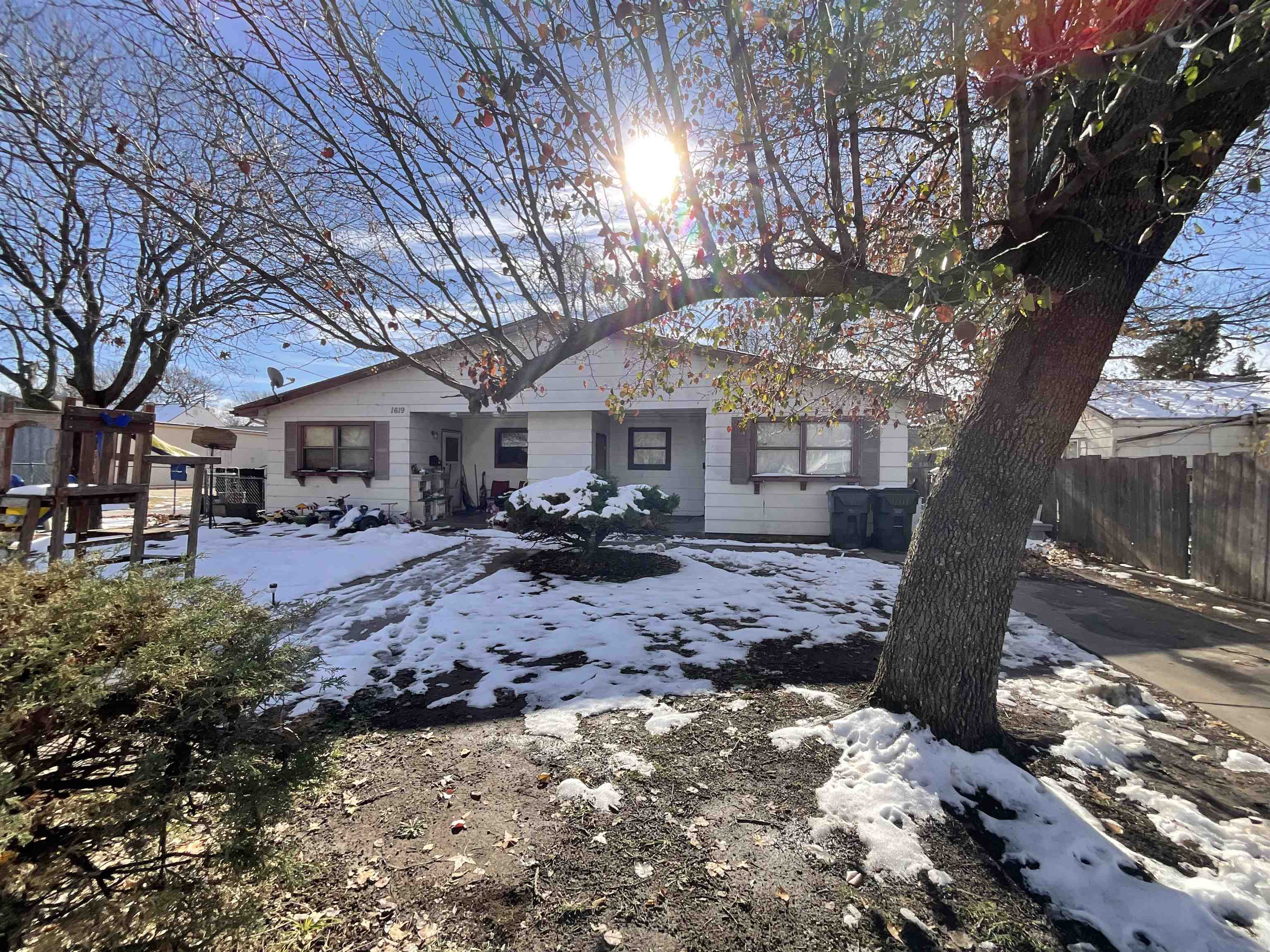 Photo of 1615-1617 E Skinner in Wichita, KS