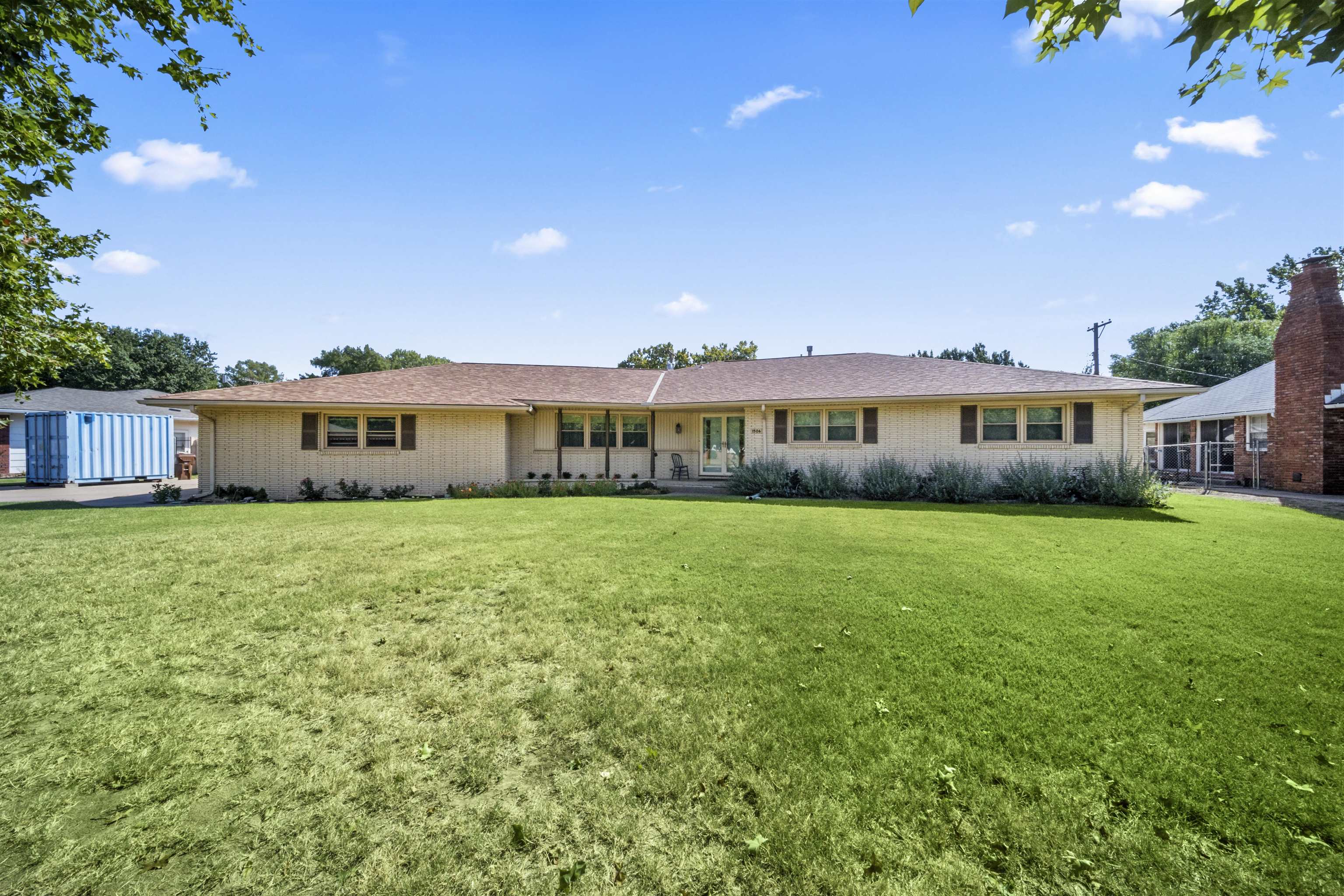 Photo of 1506 Westlynn St in Wichita, KS