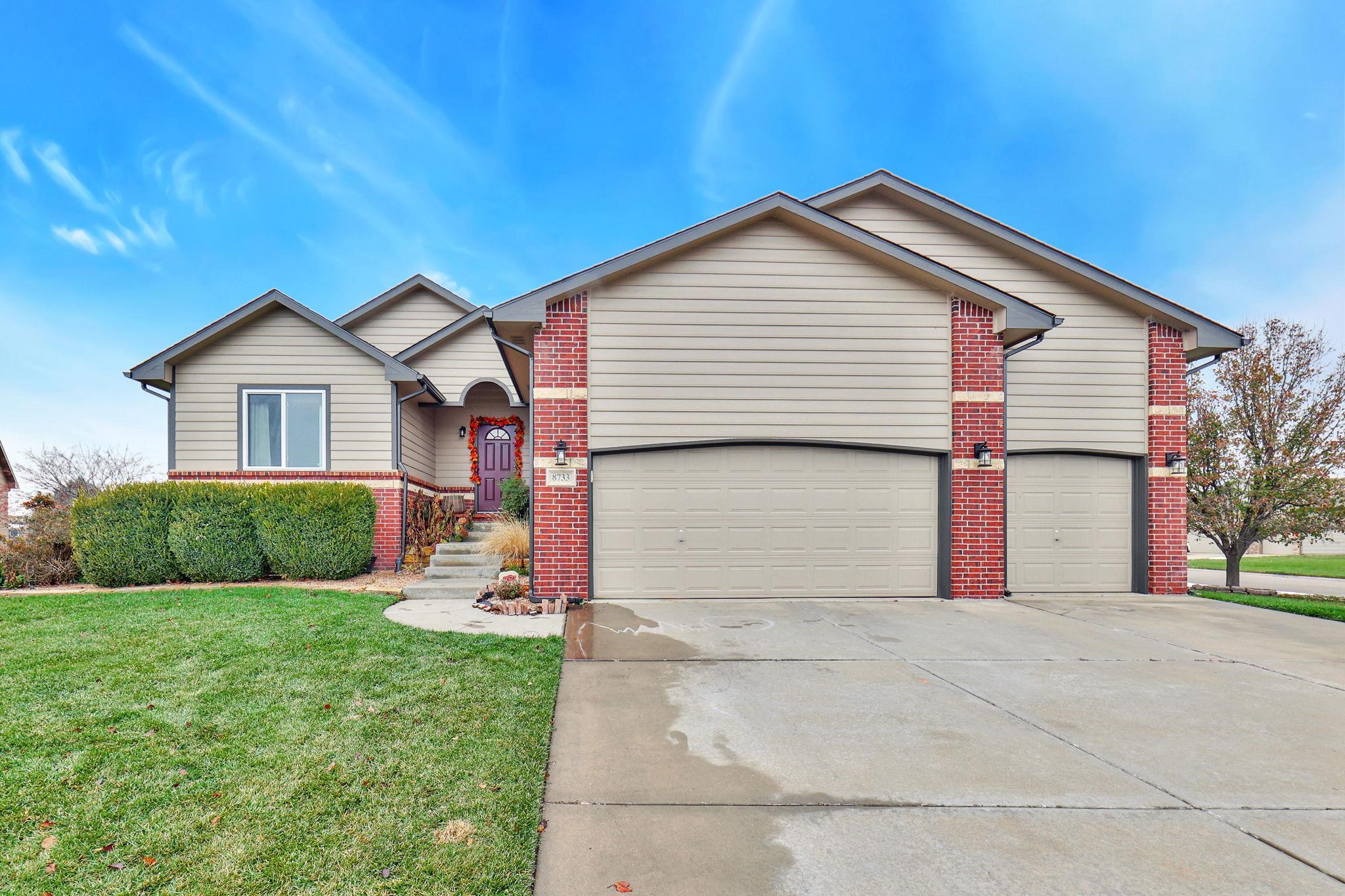 Photo of 8733 W Conrey Ct in Wichita, KS