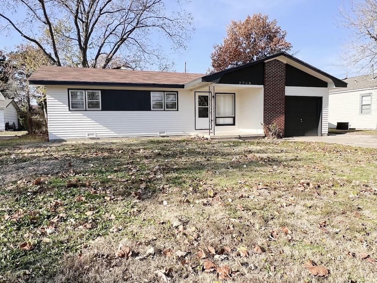 Photo of 2709 S Oak St in Wichita, KS