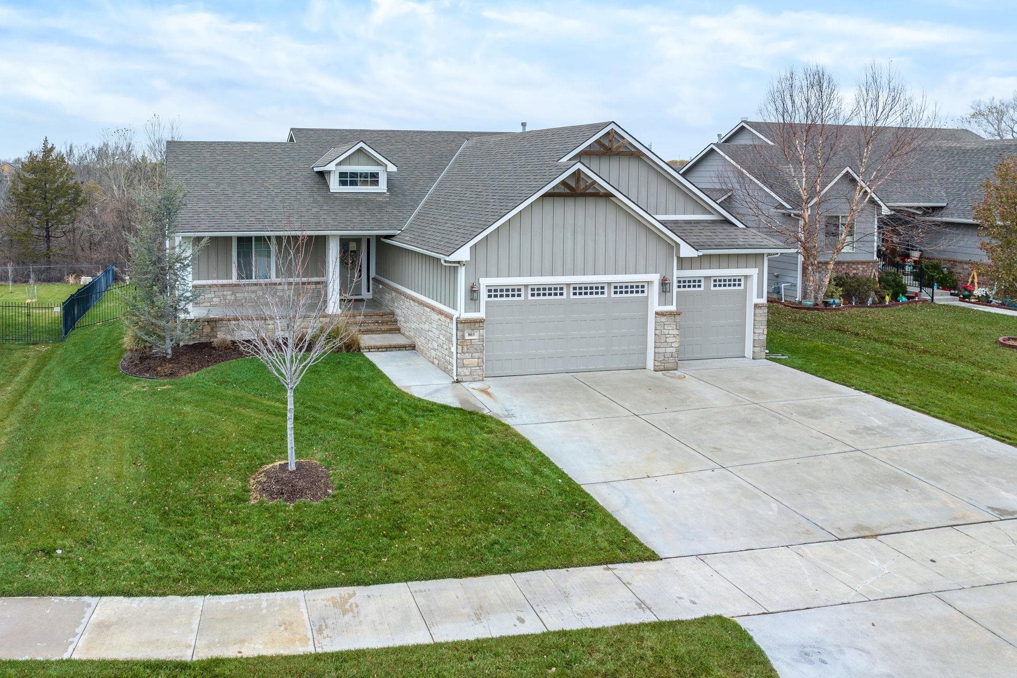 Photo of 803 S Glen Wood St in Wichita, KS