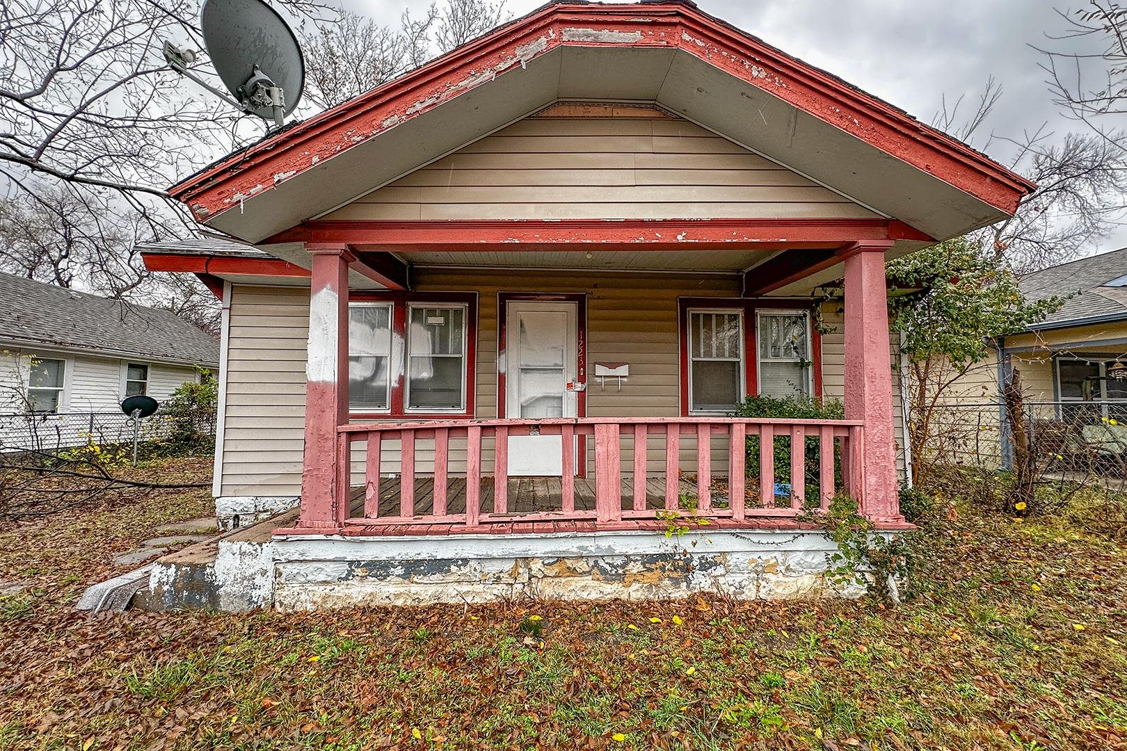 Photo of 1223 N Poplar Ave in Wichita, KS