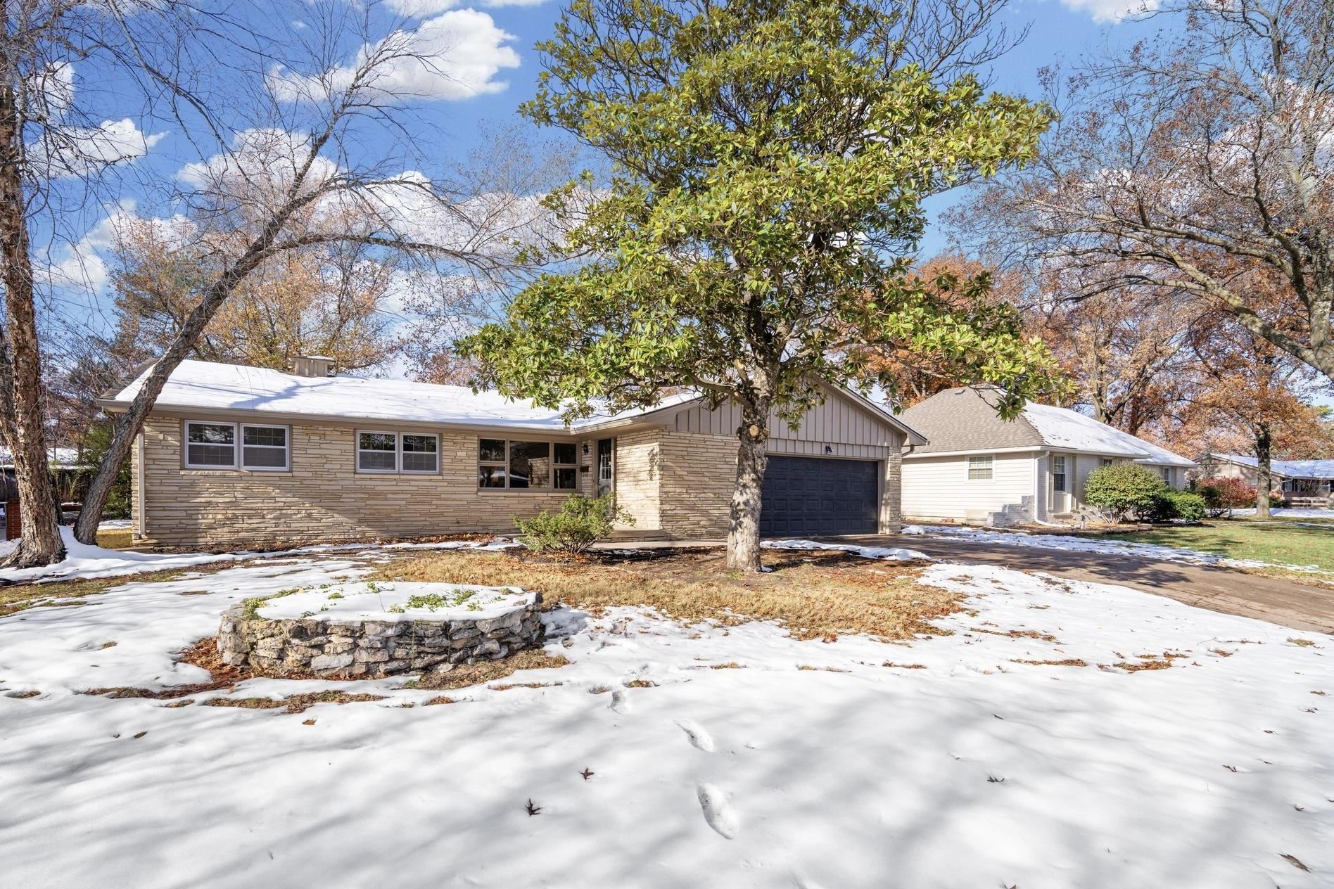 Photo of 1049 N Armour St in Wichita, KS