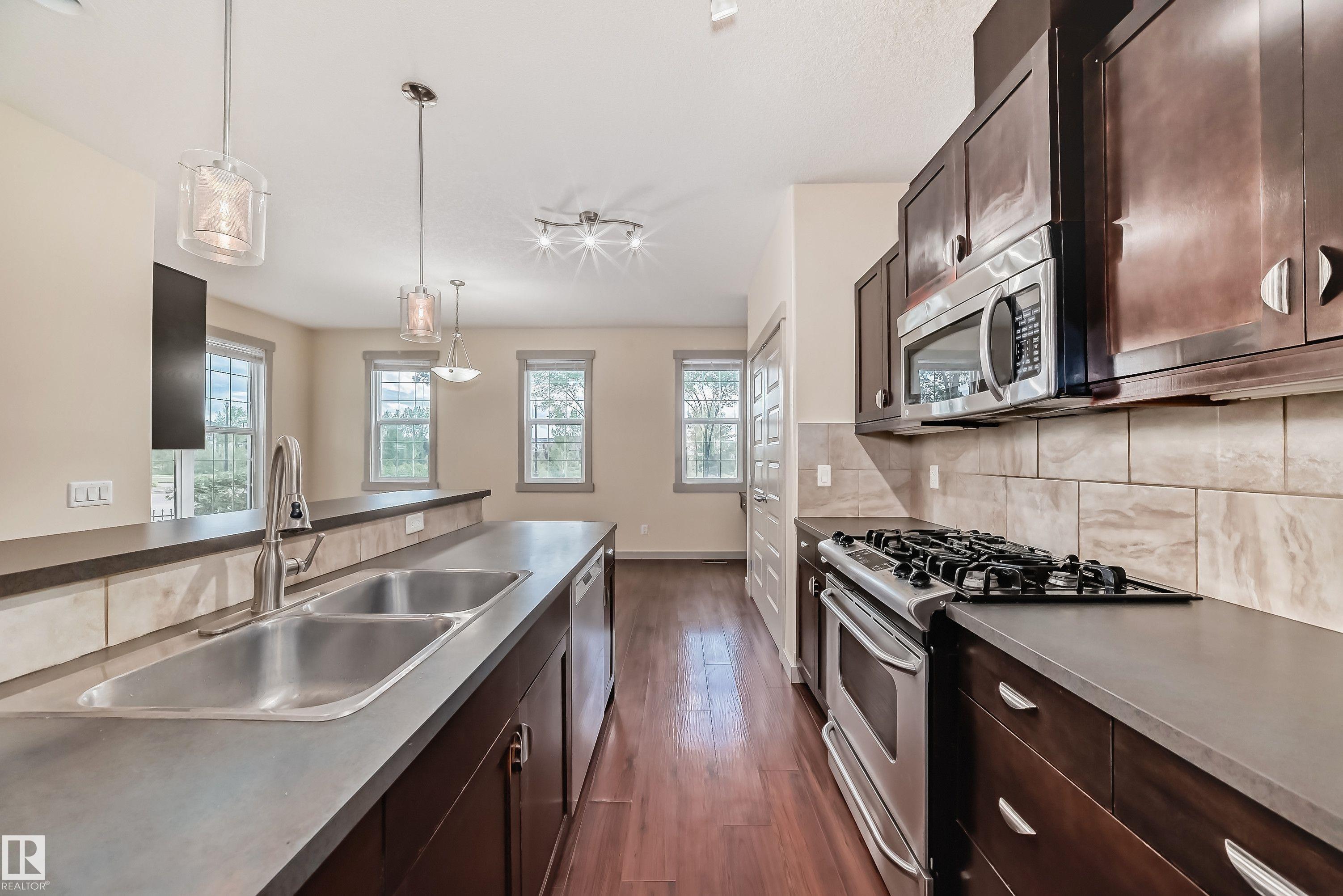 1223 COLONEL STONE Avenue