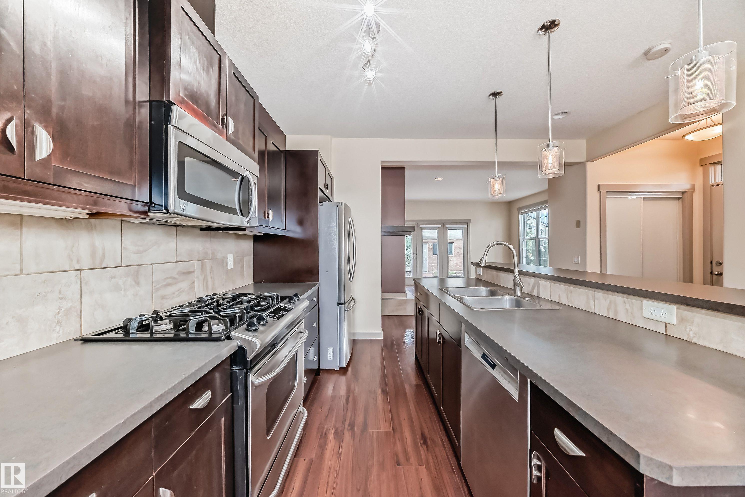 1223 COLONEL STONE Avenue