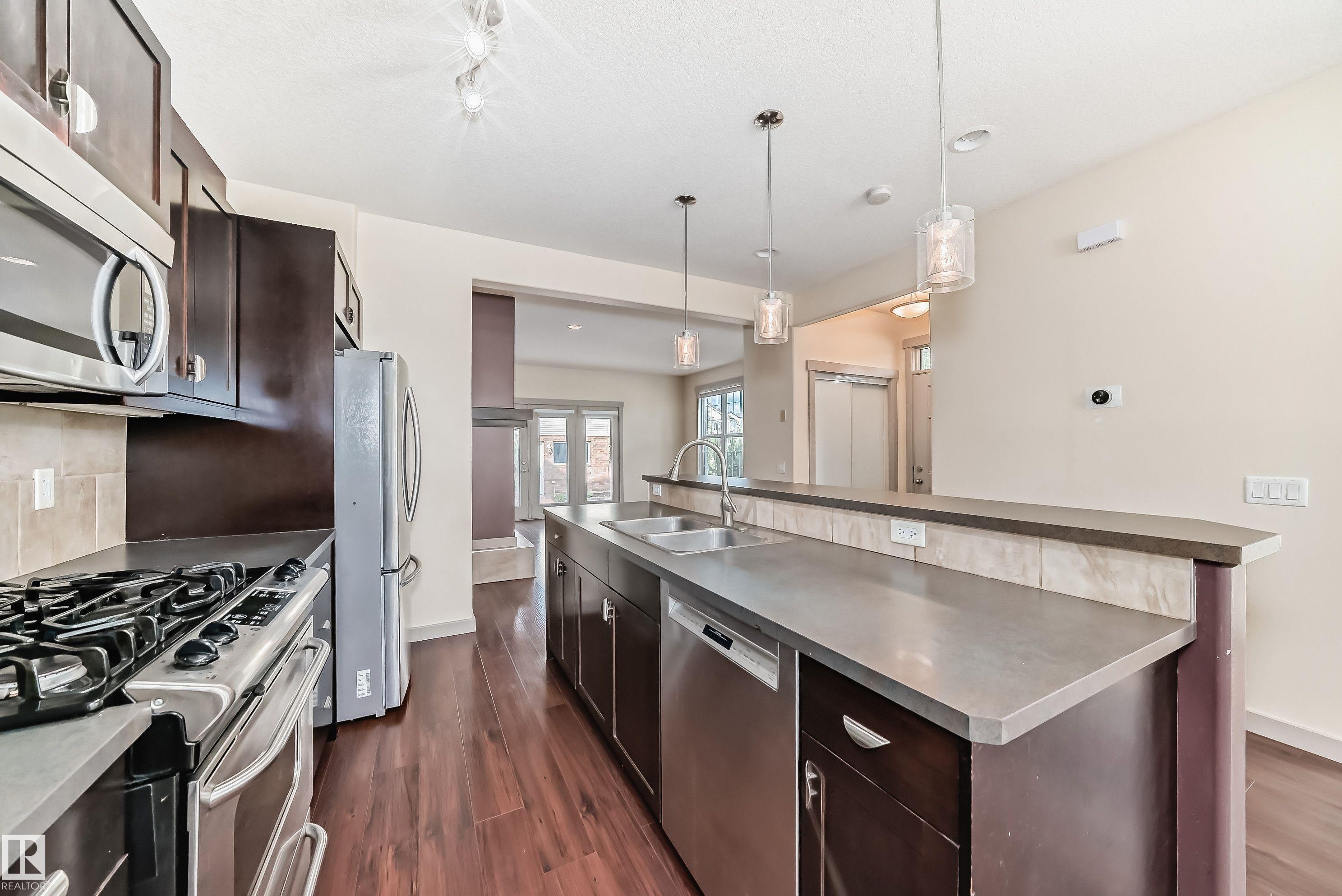 1223 COLONEL STONE Avenue