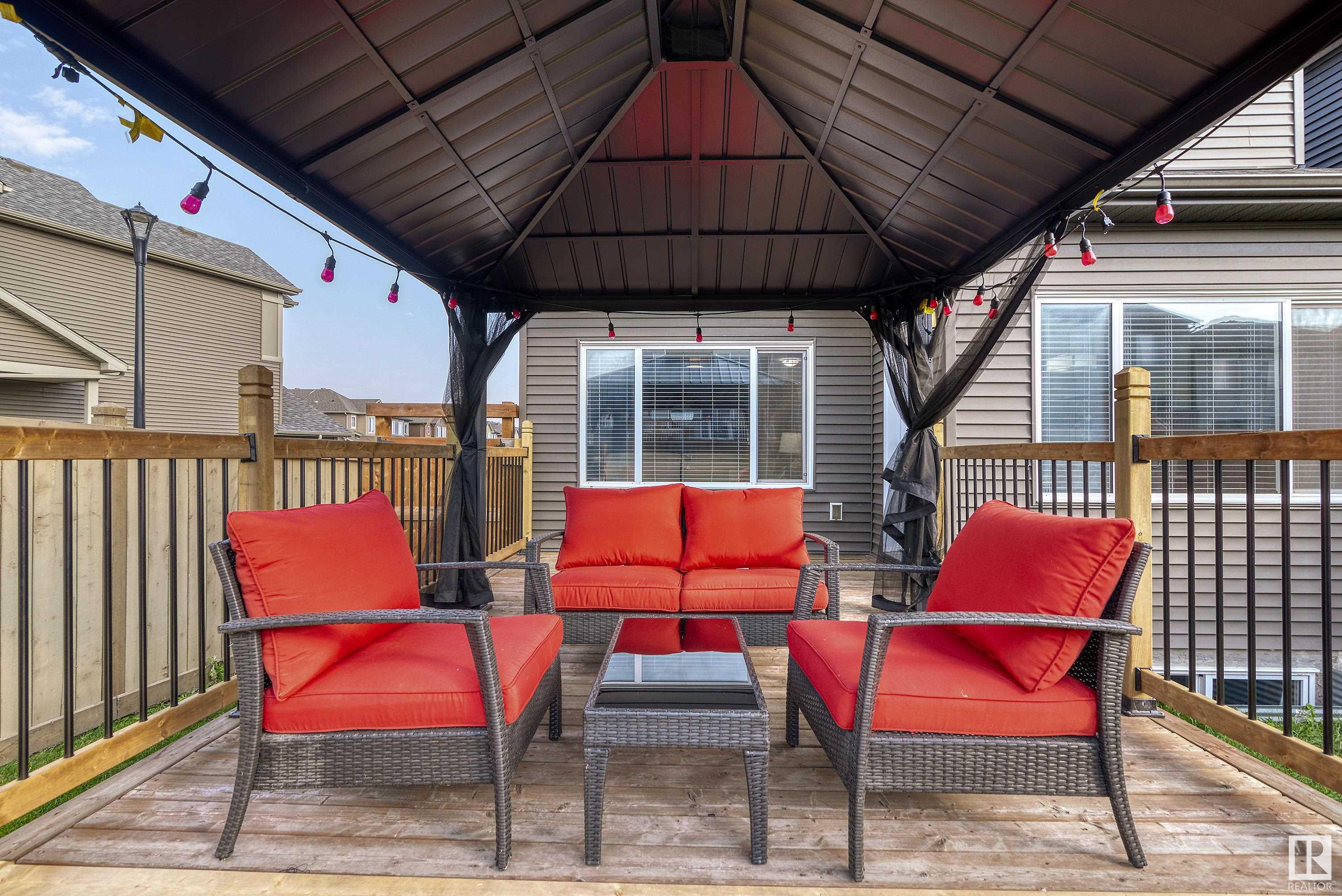 2082 GRAYDON HILL Crescent
