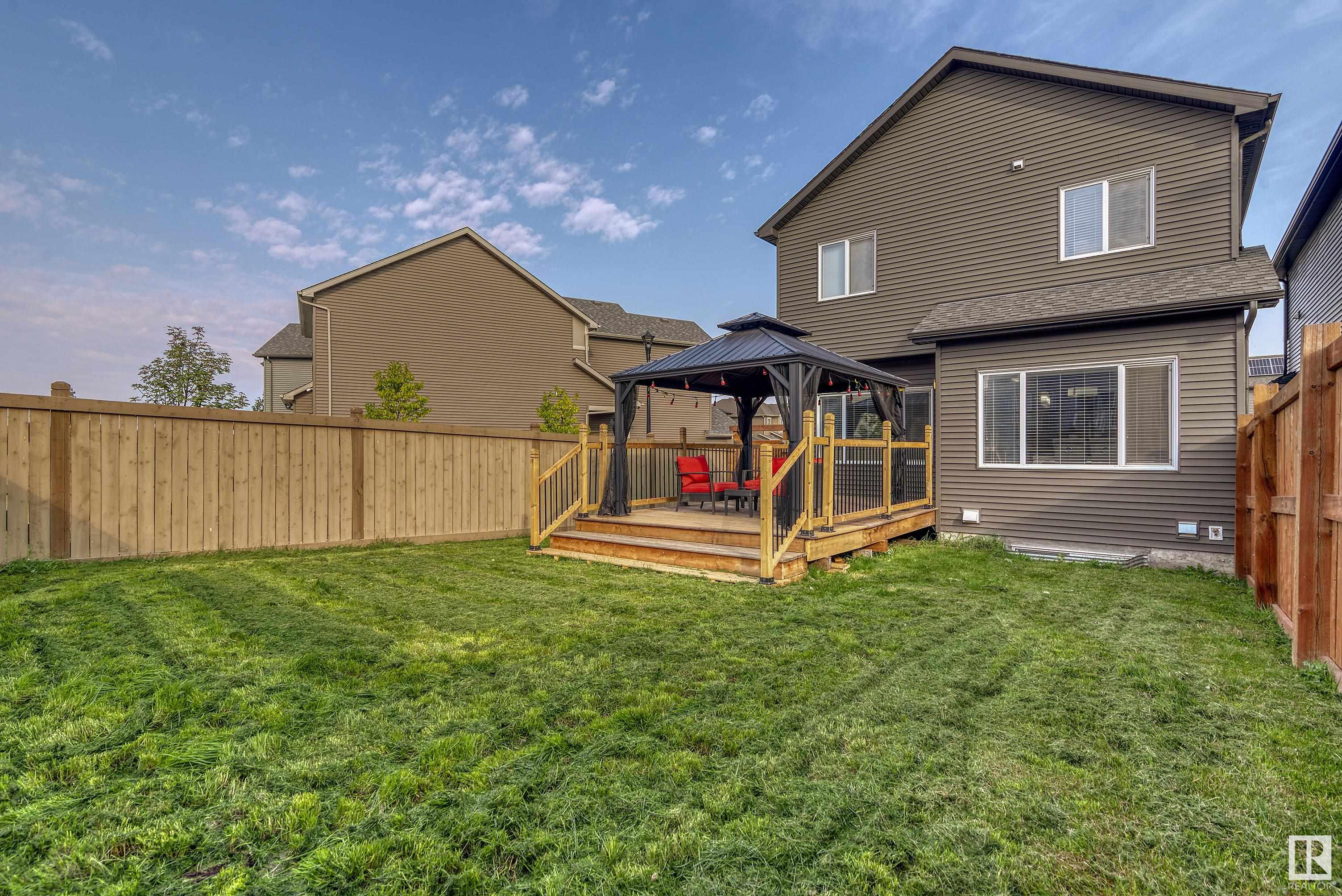 2082 GRAYDON HILL Crescent