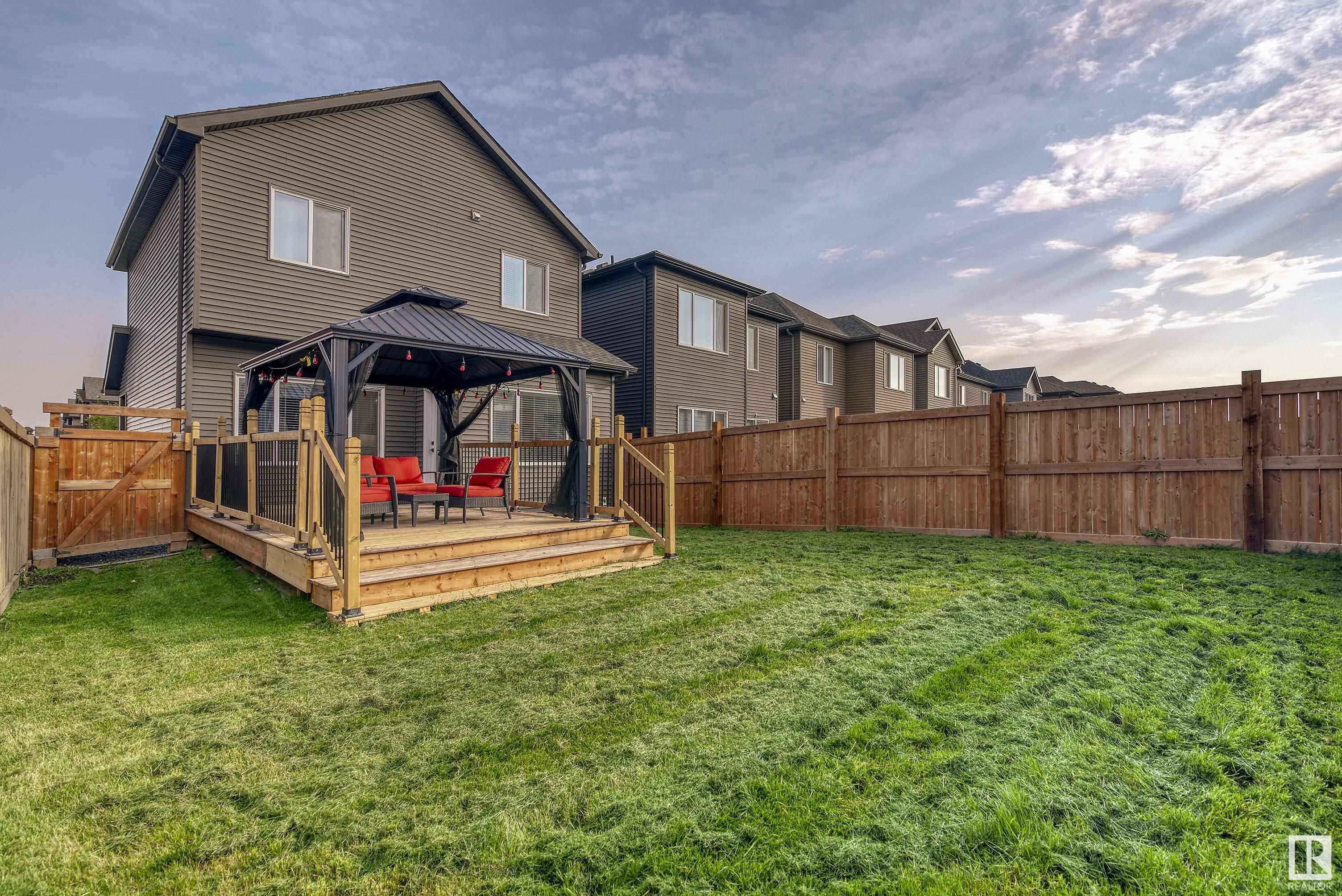 2082 GRAYDON HILL Crescent