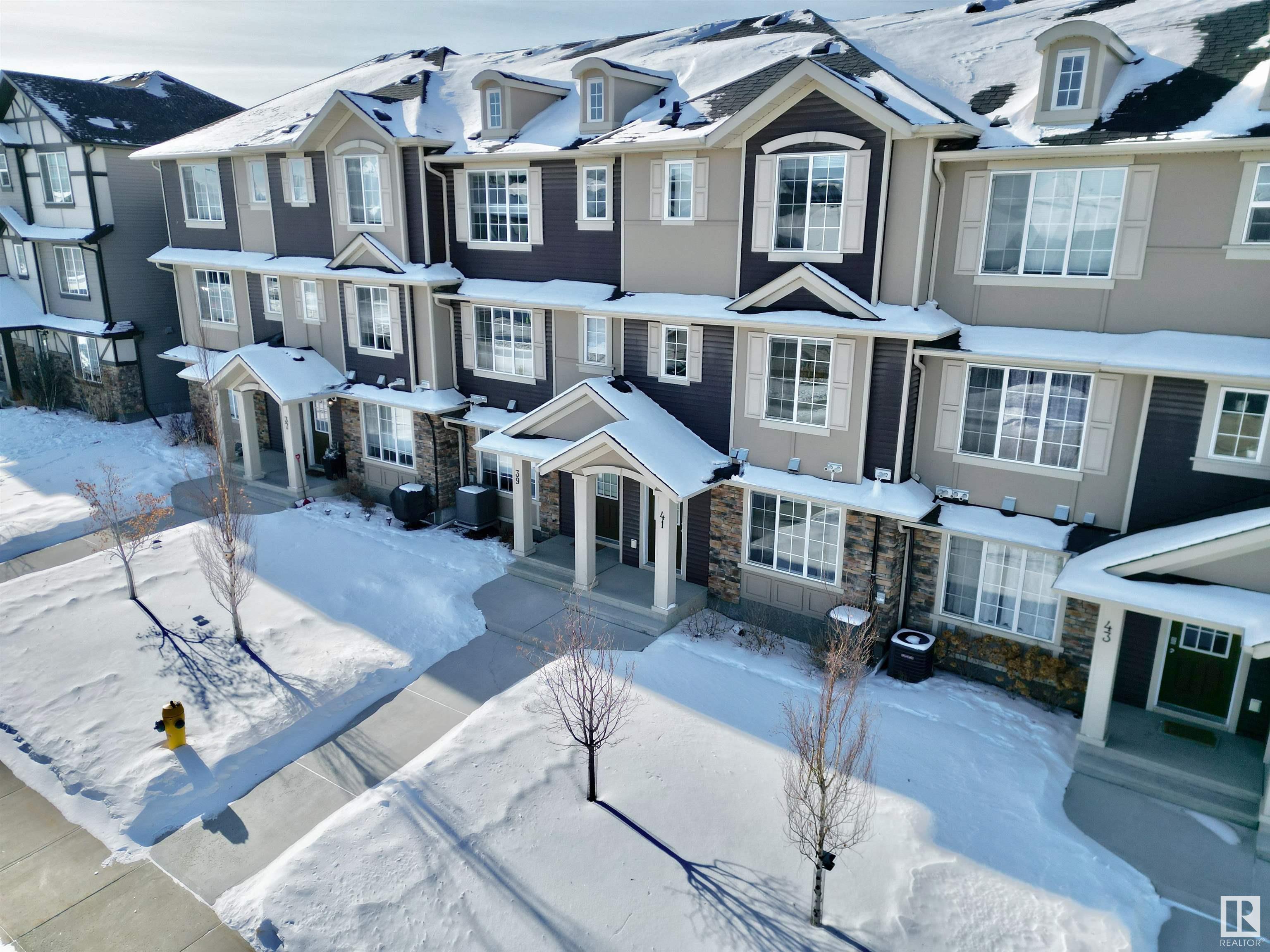 Sherwood Park Townhouse for sale:  2 bedroom 1,377.79 sq.ft. (Listed 2025-02-24)