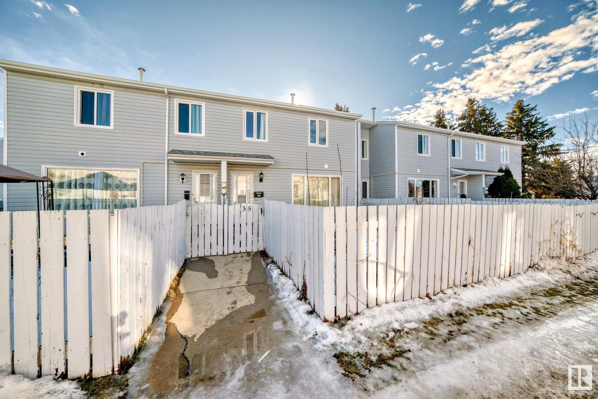Welcome to this charming and well-maintained home in the desirable Casselman community of Edmonton, Alberta. This cozy 3+1 bedroom house offers a spacious den downstairs, perfect for a home office or guest room and 1 full bath on the upper floor. The finished basement offers additional living space, storage options and laundry room. Enjoy the convenience of a front fenced yard, ideal for pets or children to play safely. The west-facing orientation provides ample natural light throughout the day. Stay comfortable year-round with the included water softener system. This home offers a lot of space and a great practical layout. Don't miss your chance to make this lovely property your new home sweet home!