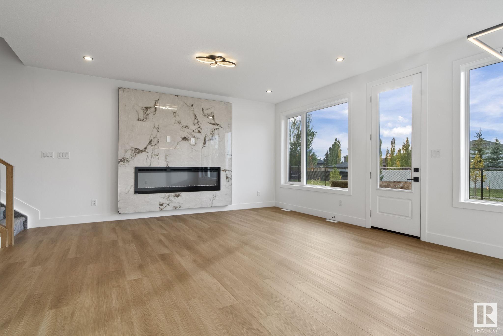 6 Dorais Way