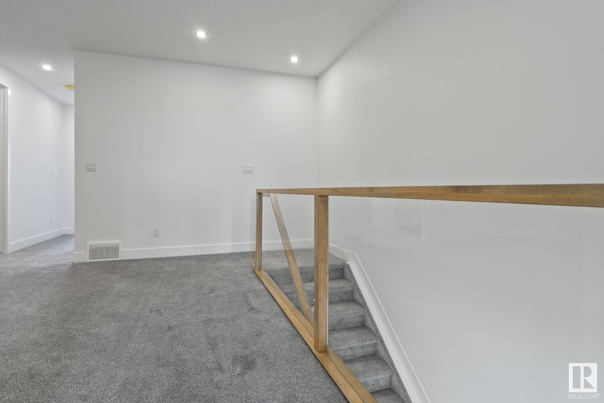 6 Dorais Way