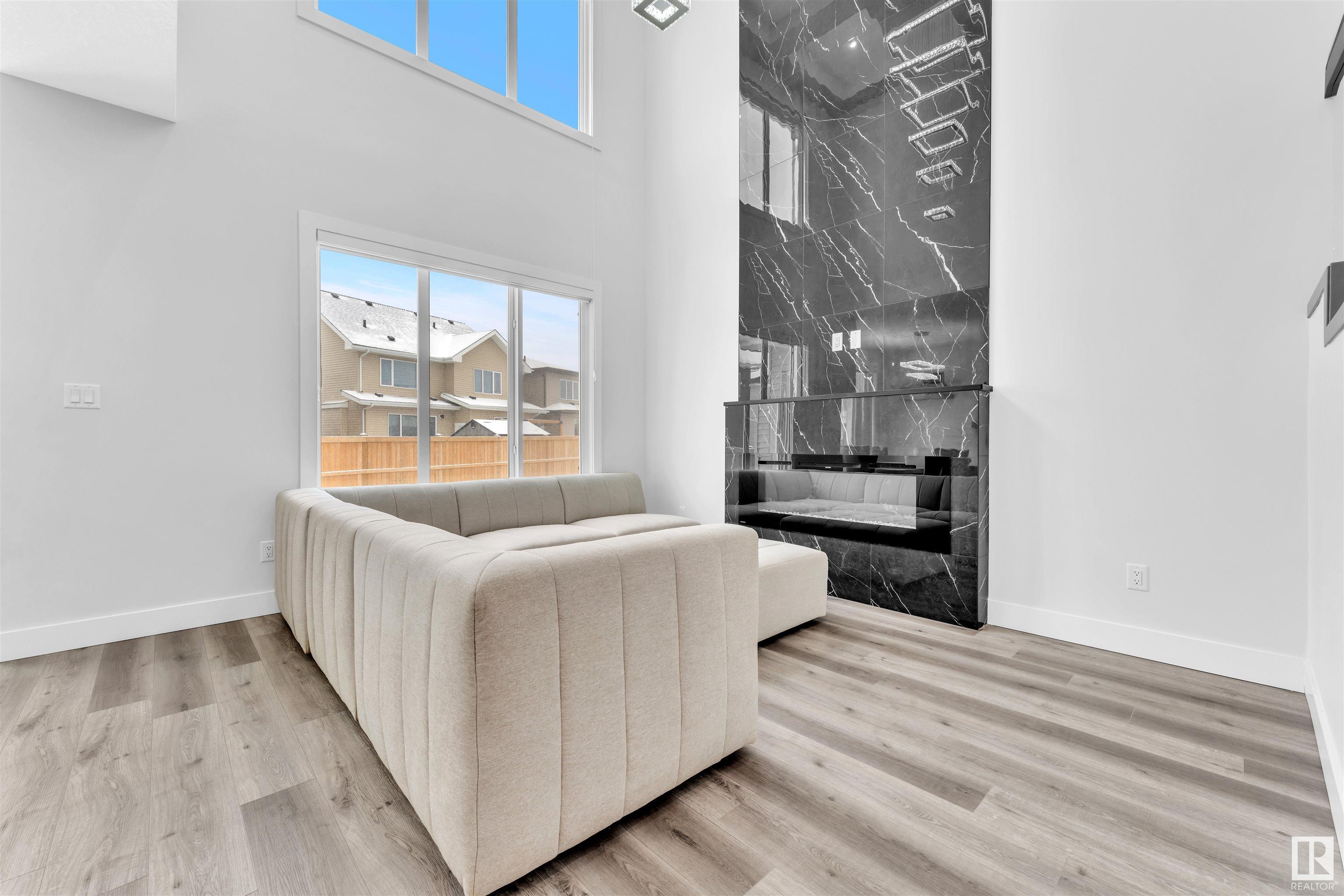 5816 PELTIER Close