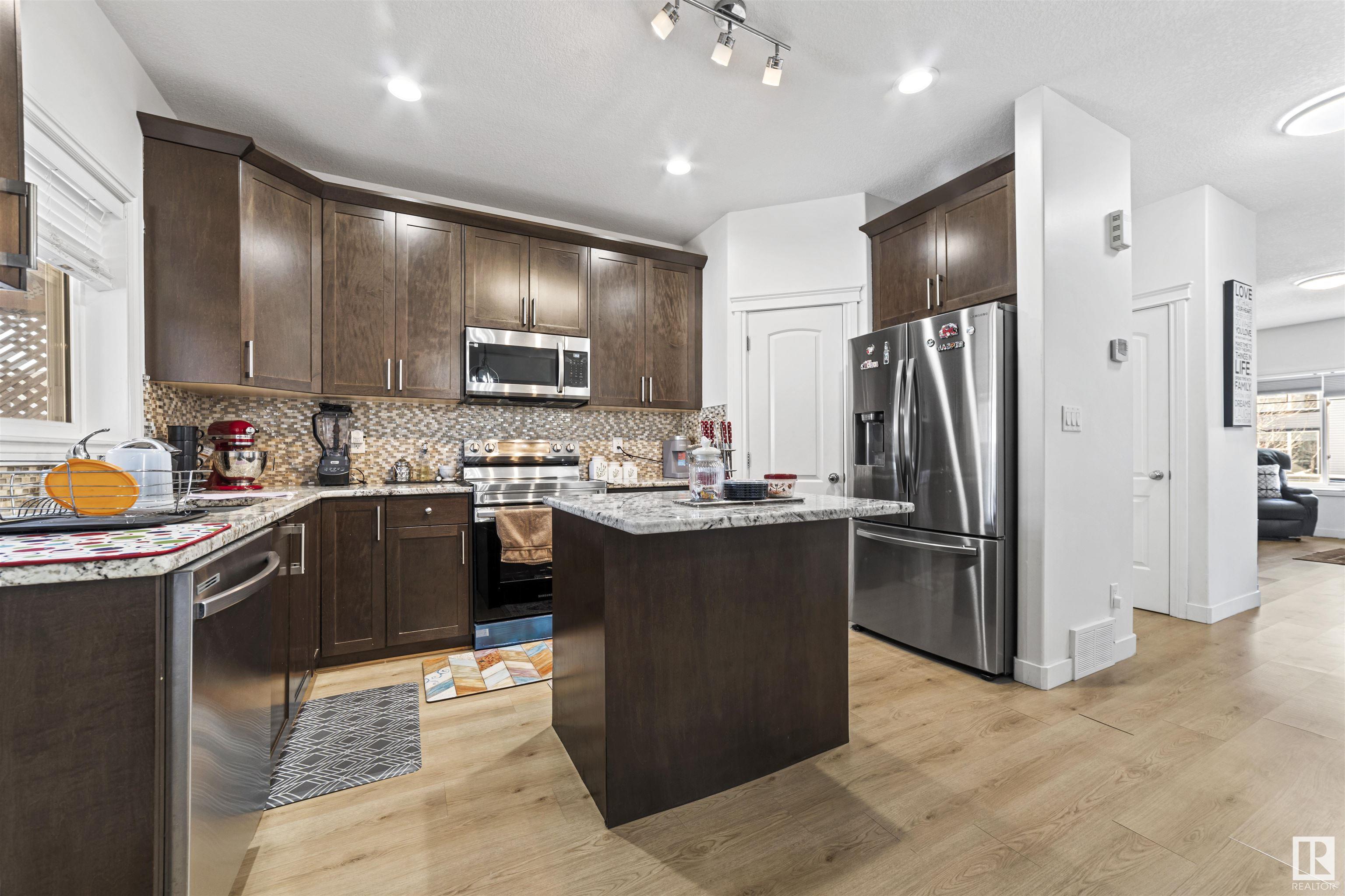 6933 CARDINAL Wynd