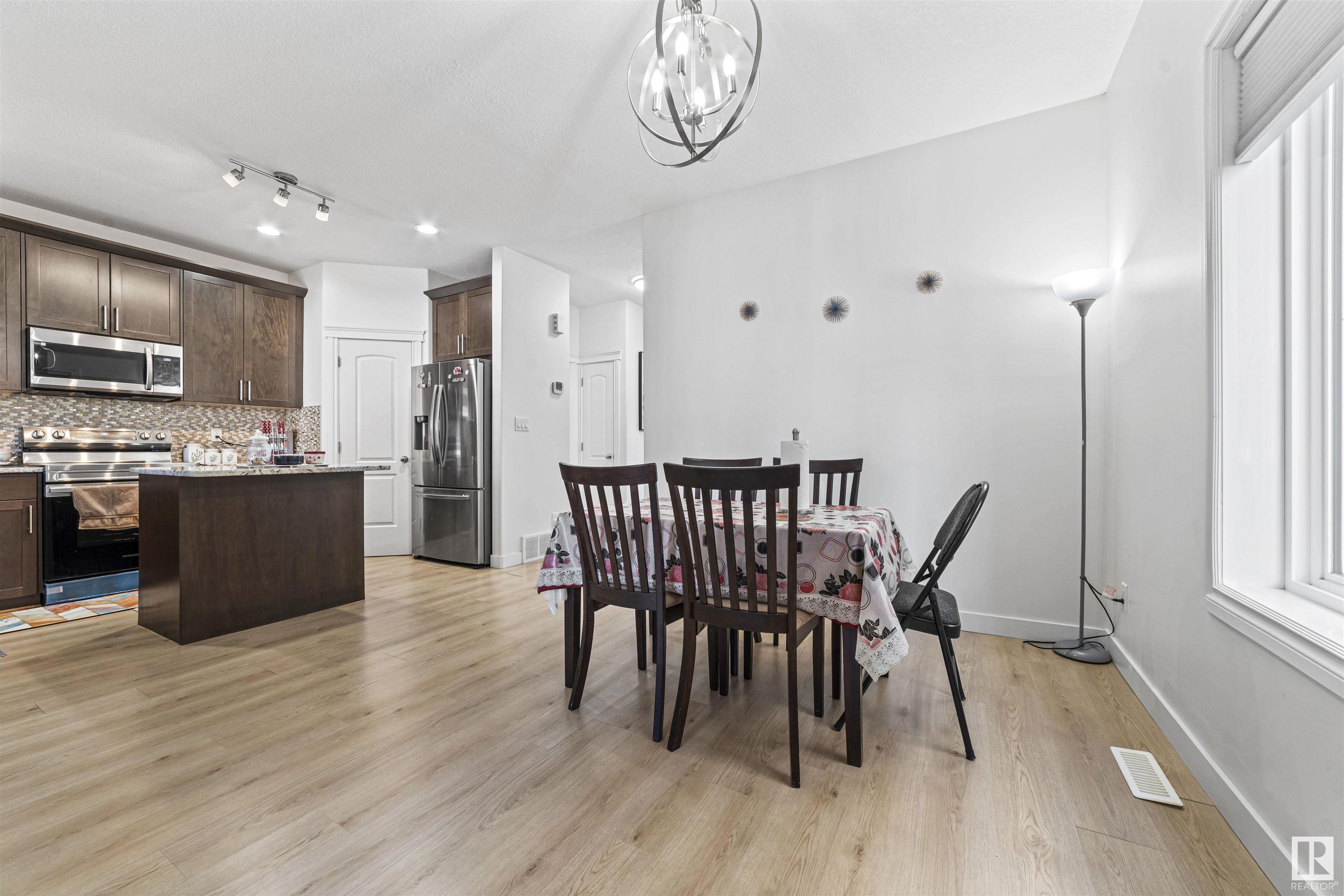 6933 CARDINAL Wynd