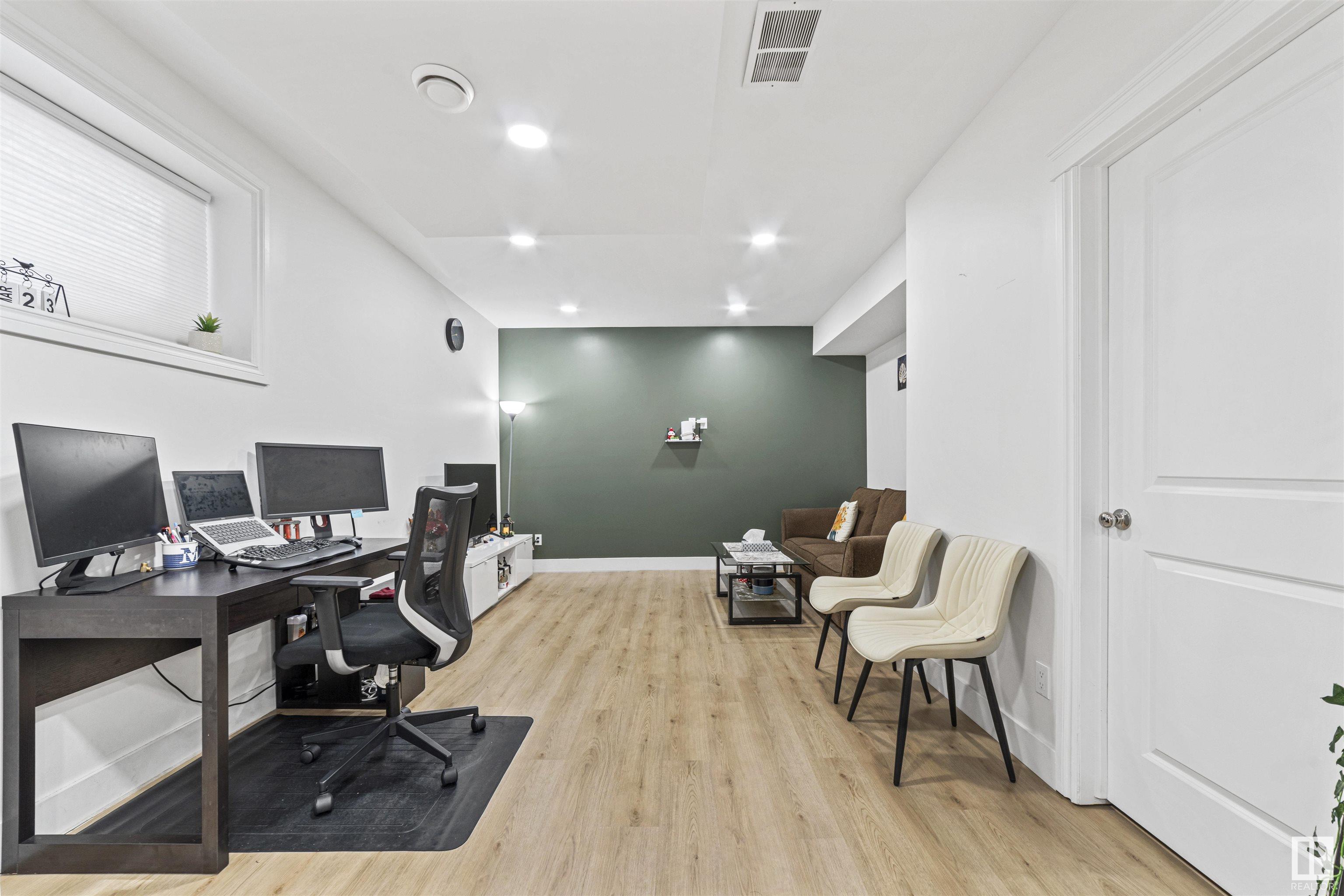 6933 CARDINAL Wynd