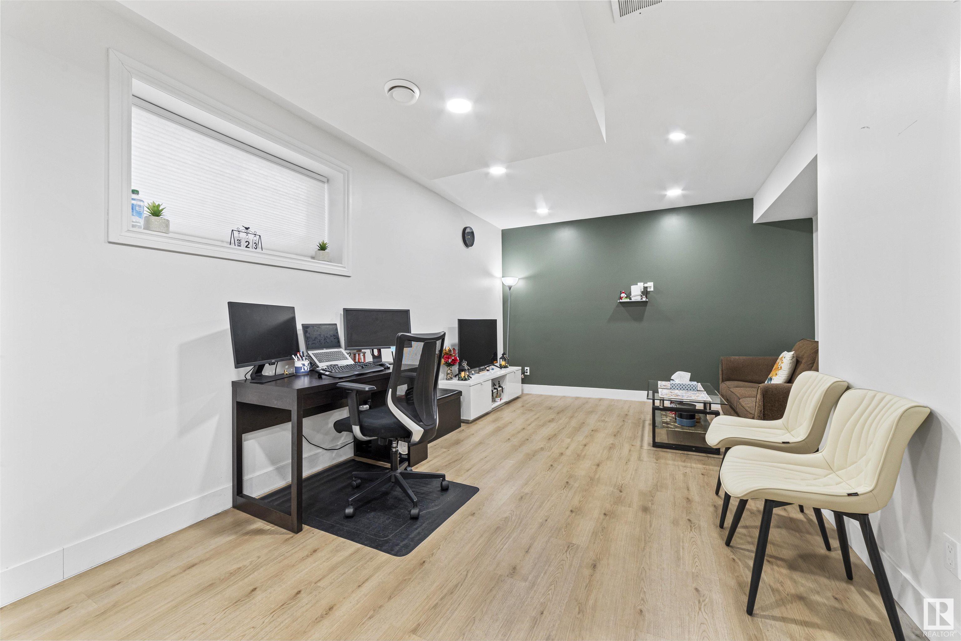 6933 CARDINAL Wynd