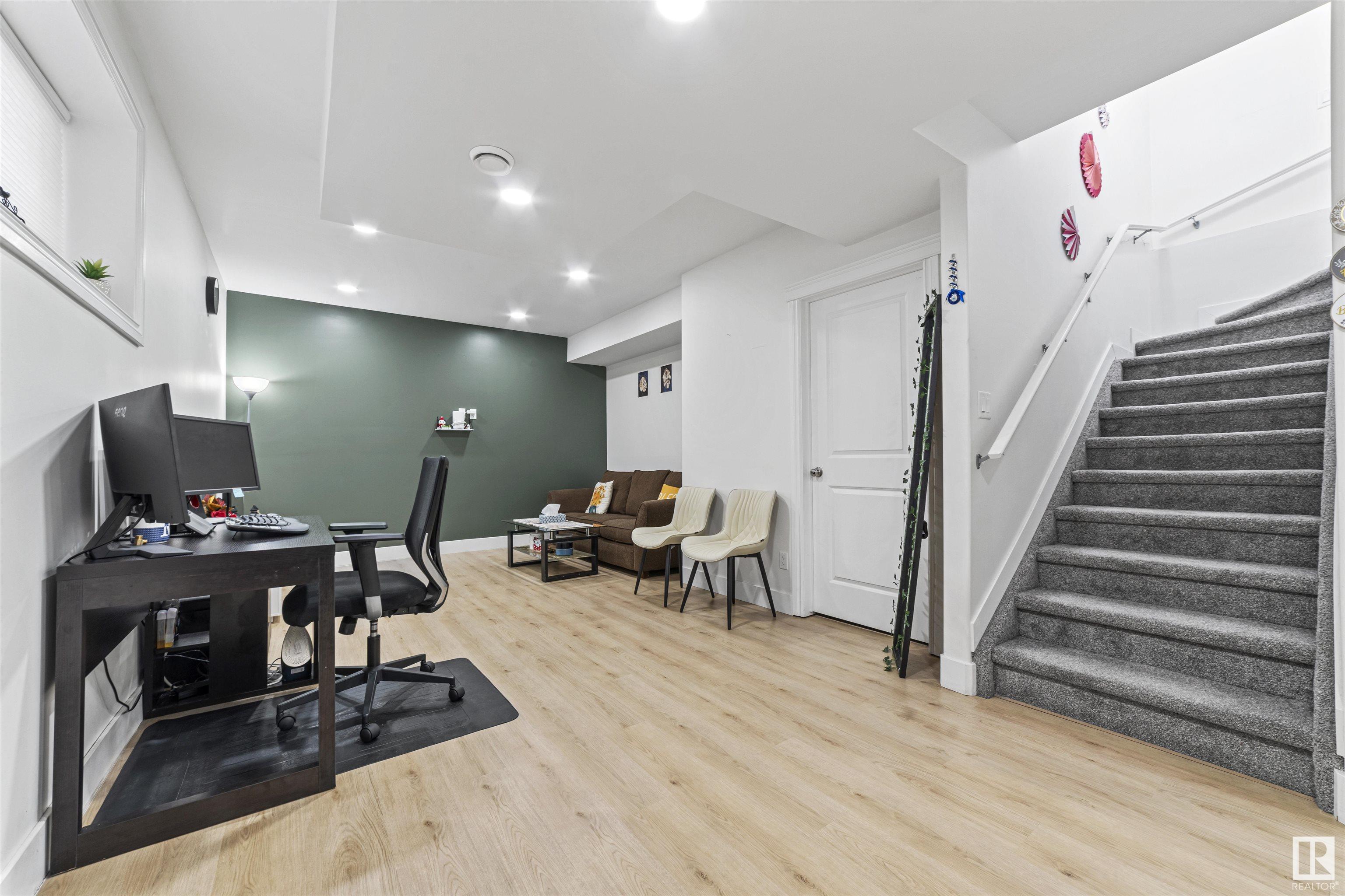 6933 CARDINAL Wynd