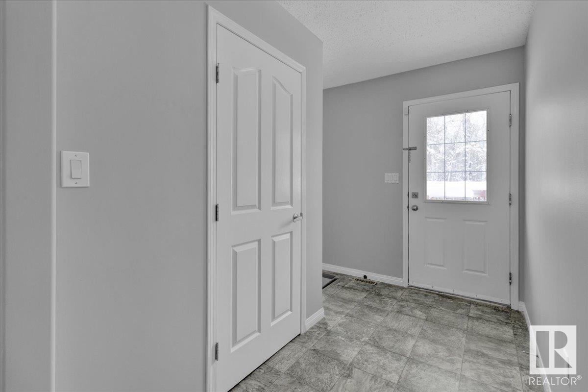 39, 57022 Rge Rd 233