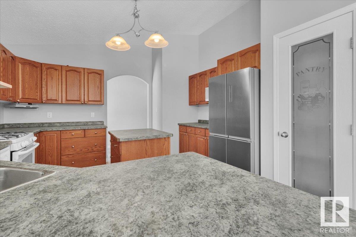 39, 57022 Rge Rd 233