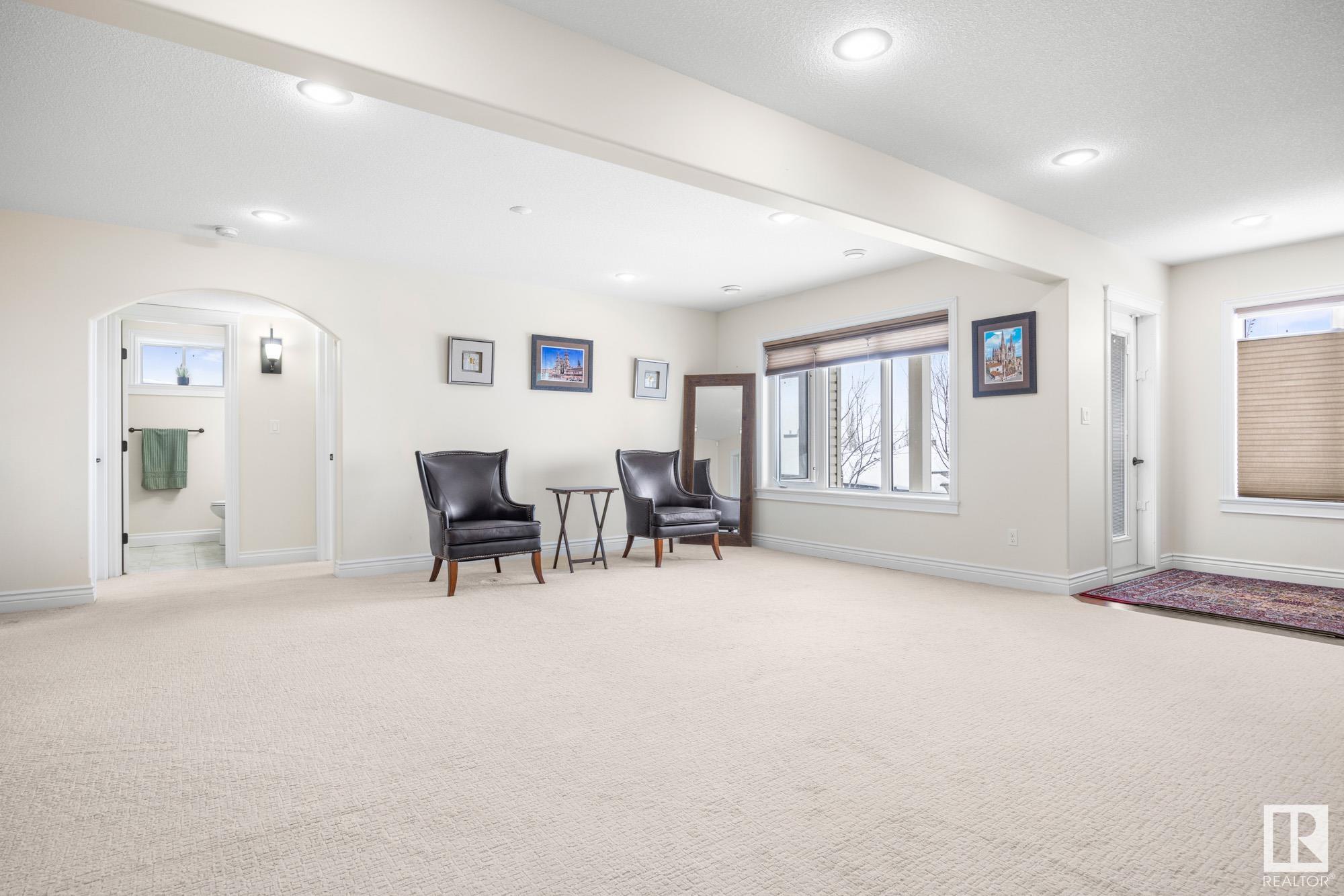 79 OAK VISTA Drive