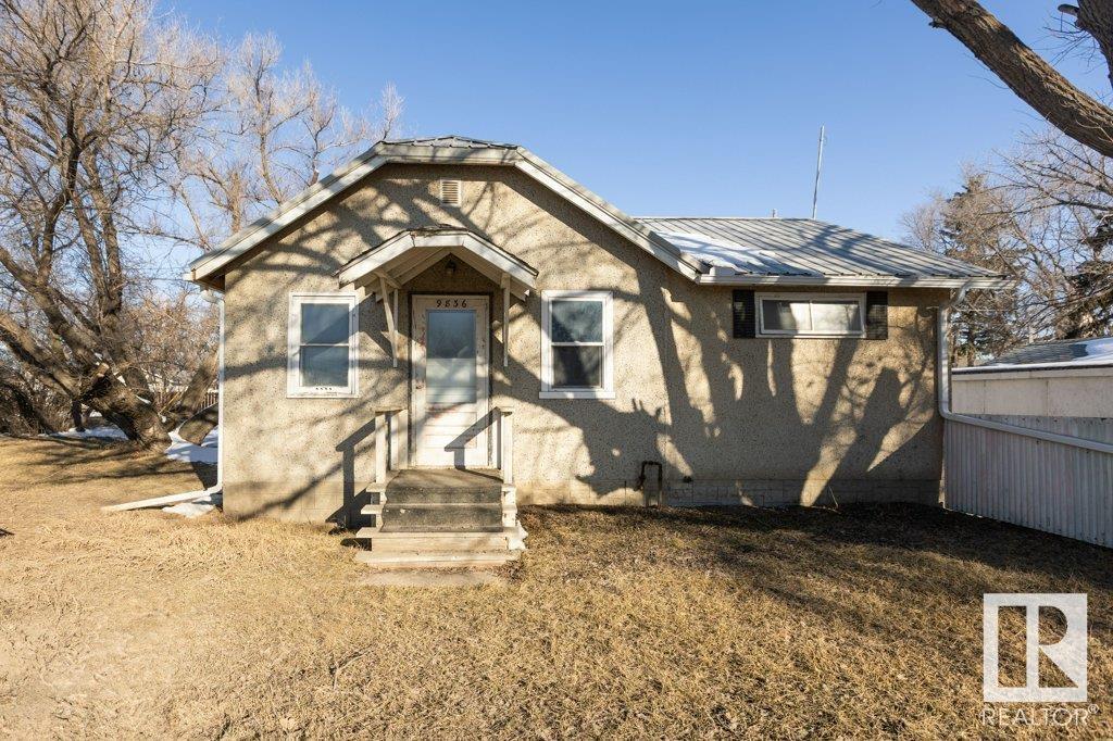 9836 100 Street, Westlock, Alberta, T7P 2R2
