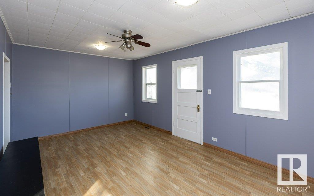 9836 100 Street