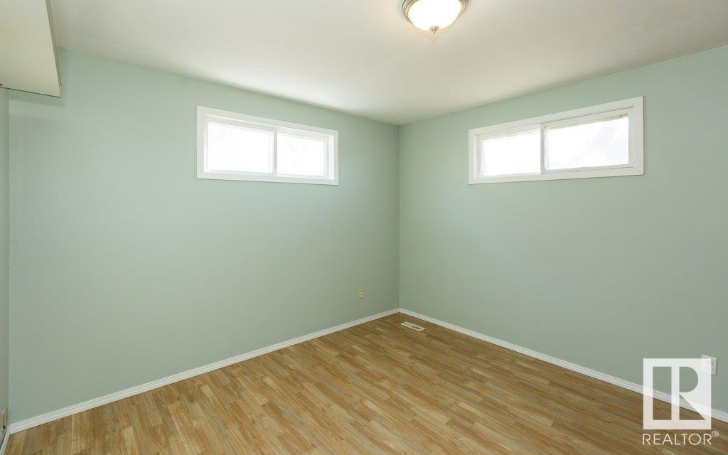9836 100 Street