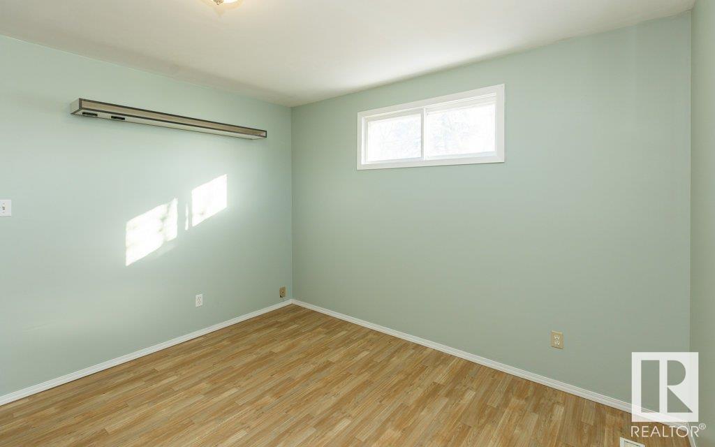 9836 100 Street