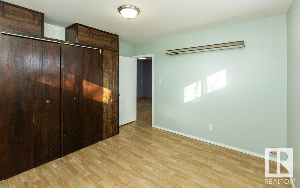9836 100 Street