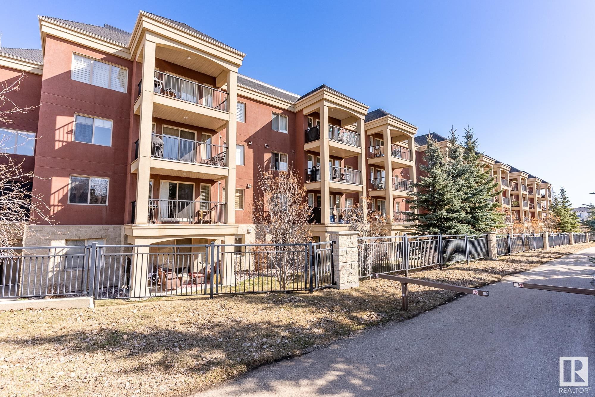 Sherwood Park Apartment for sale:  2 bedroom 1,034.21 sq.ft. (Listed 2025-04-11)