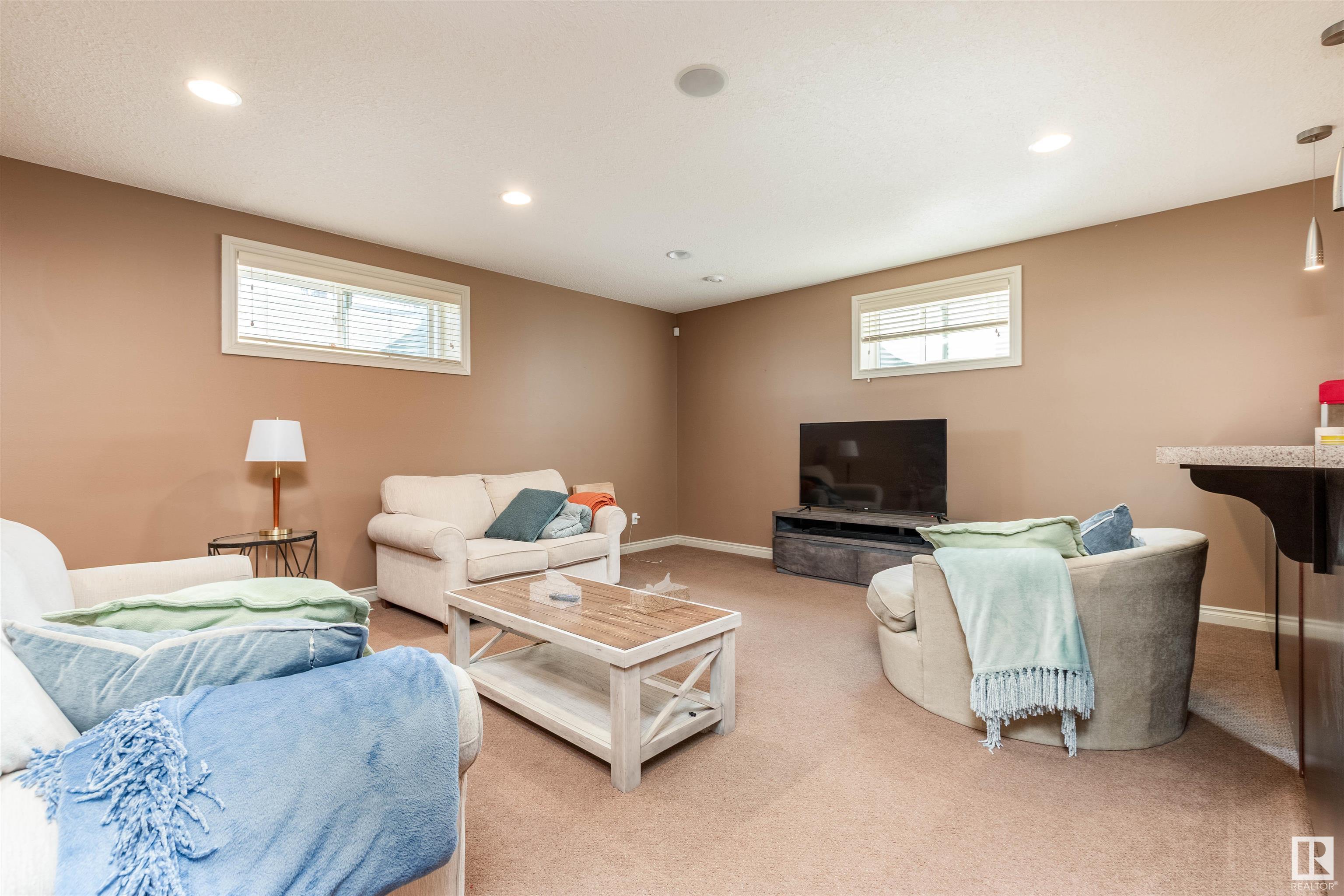 109 Nottingham Point(e)
