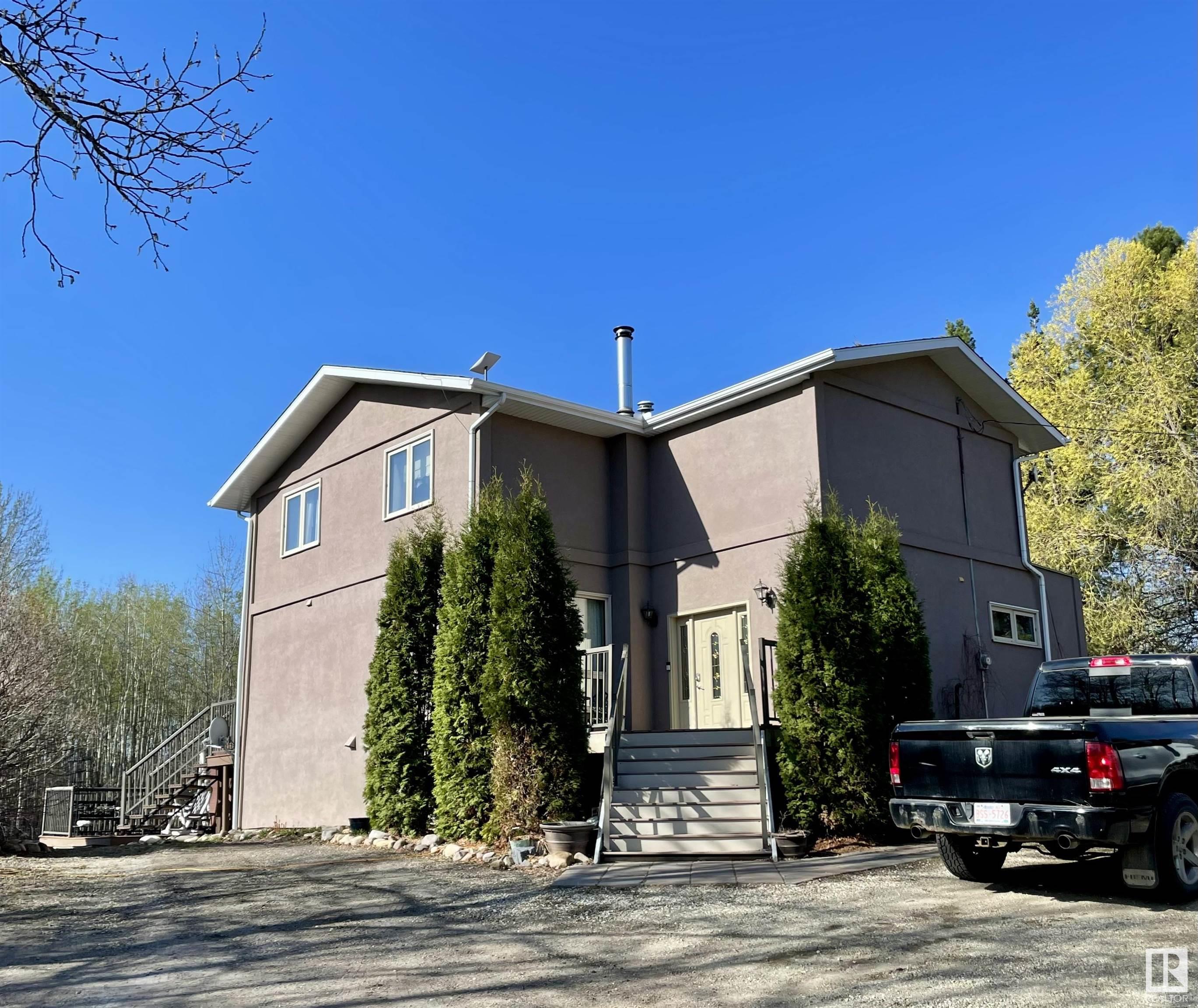 16 1511 PARKLAND Drive